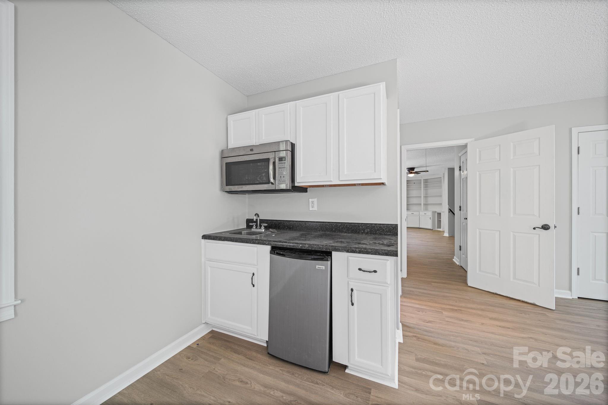934 Clover Park Drive — Clover