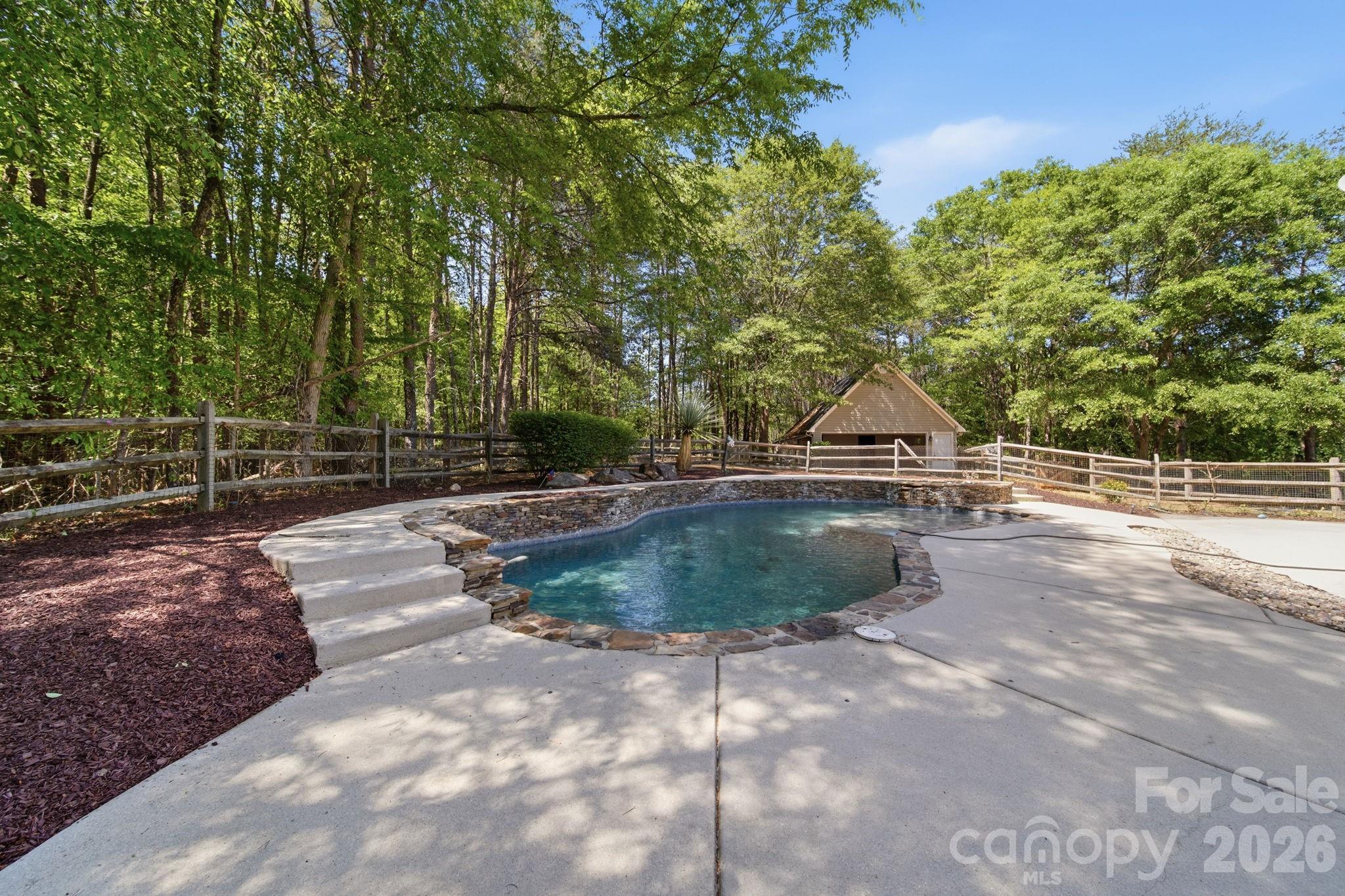 934 Clover Park Drive — Clover