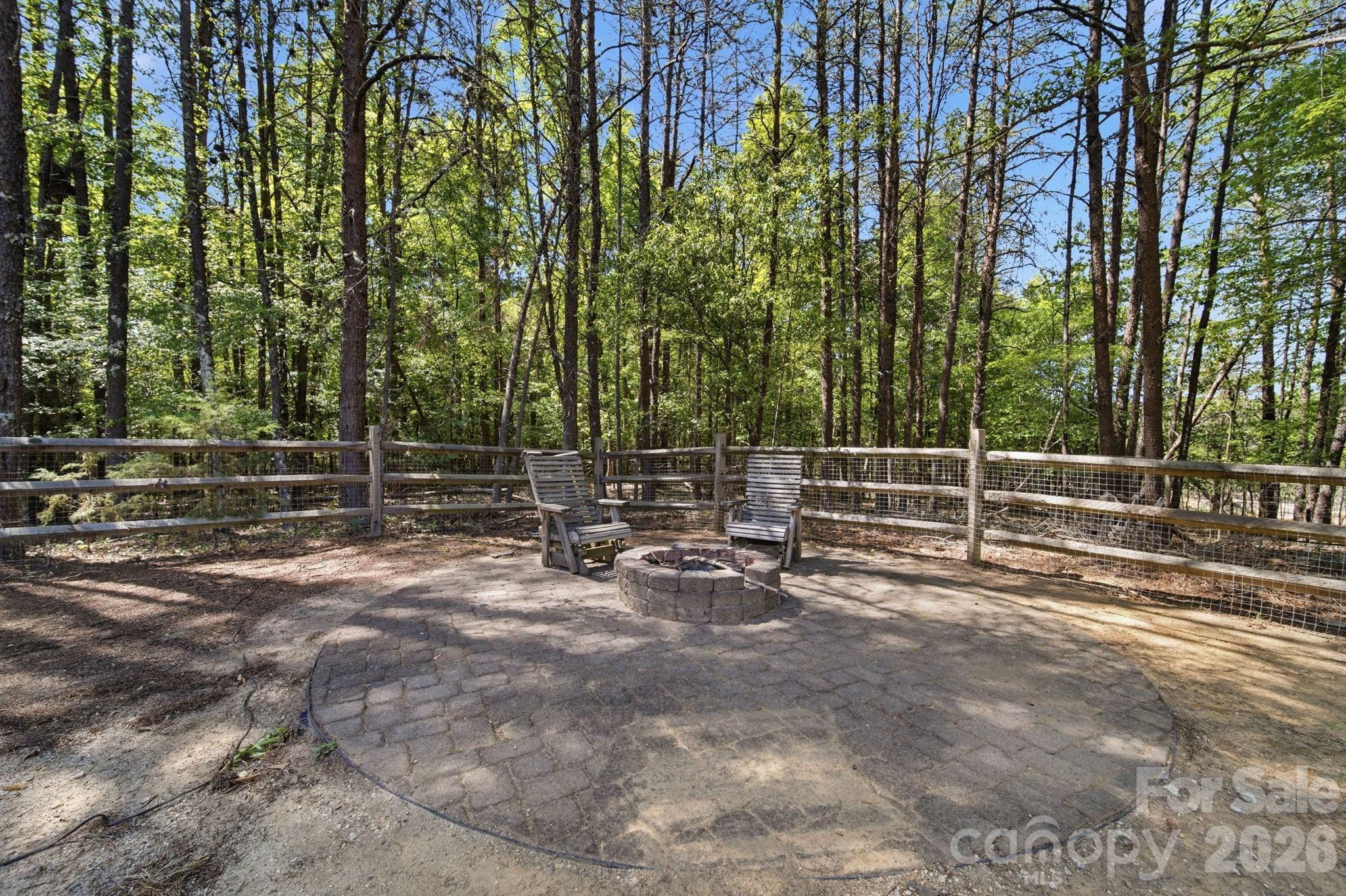 934 Clover Park Drive — Clover