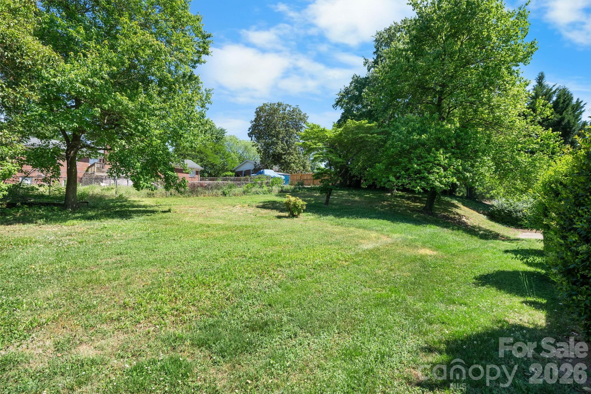 2010 12th Street Drive NW — Hickory