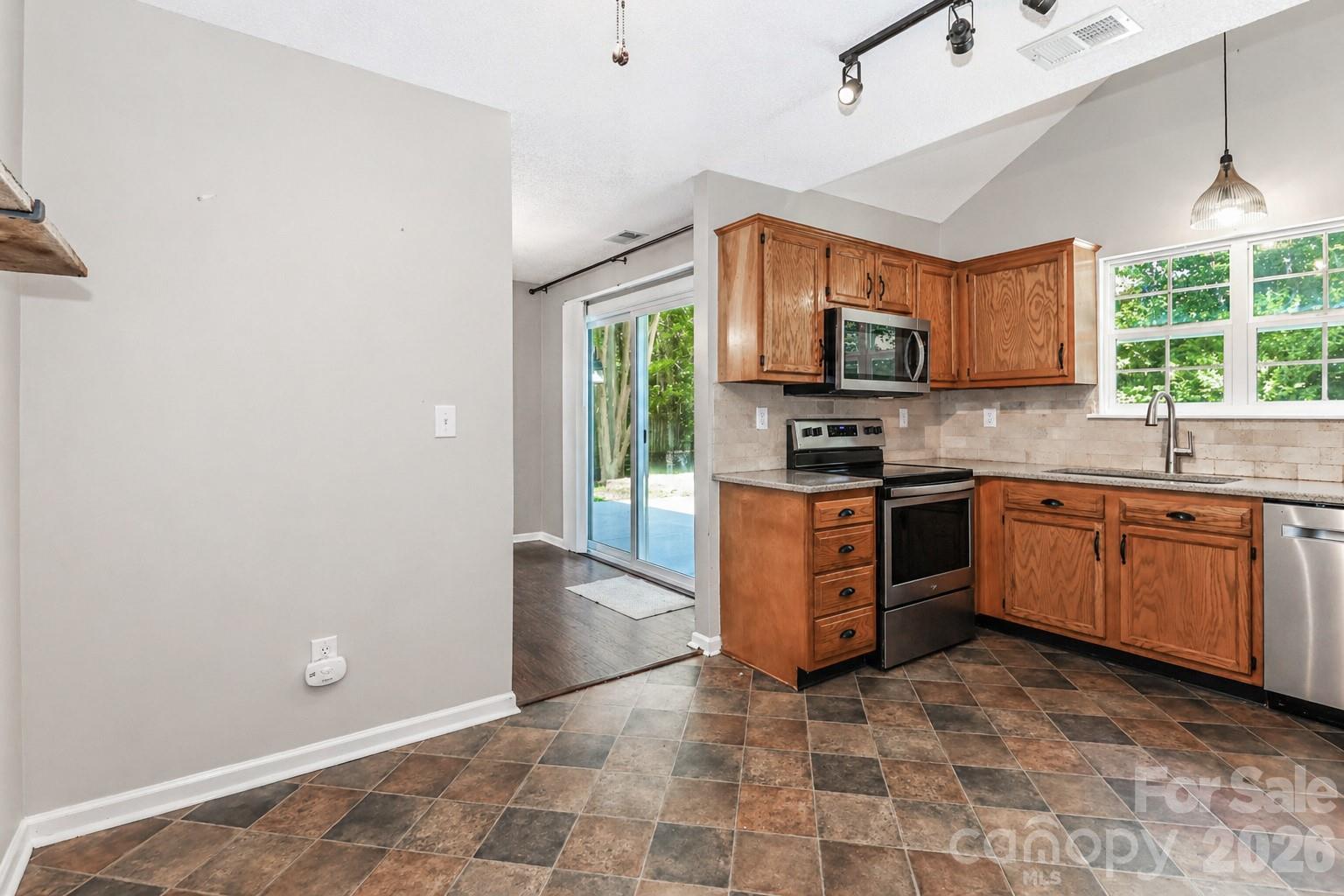 126 Tara Lynn Court — Mooresville
