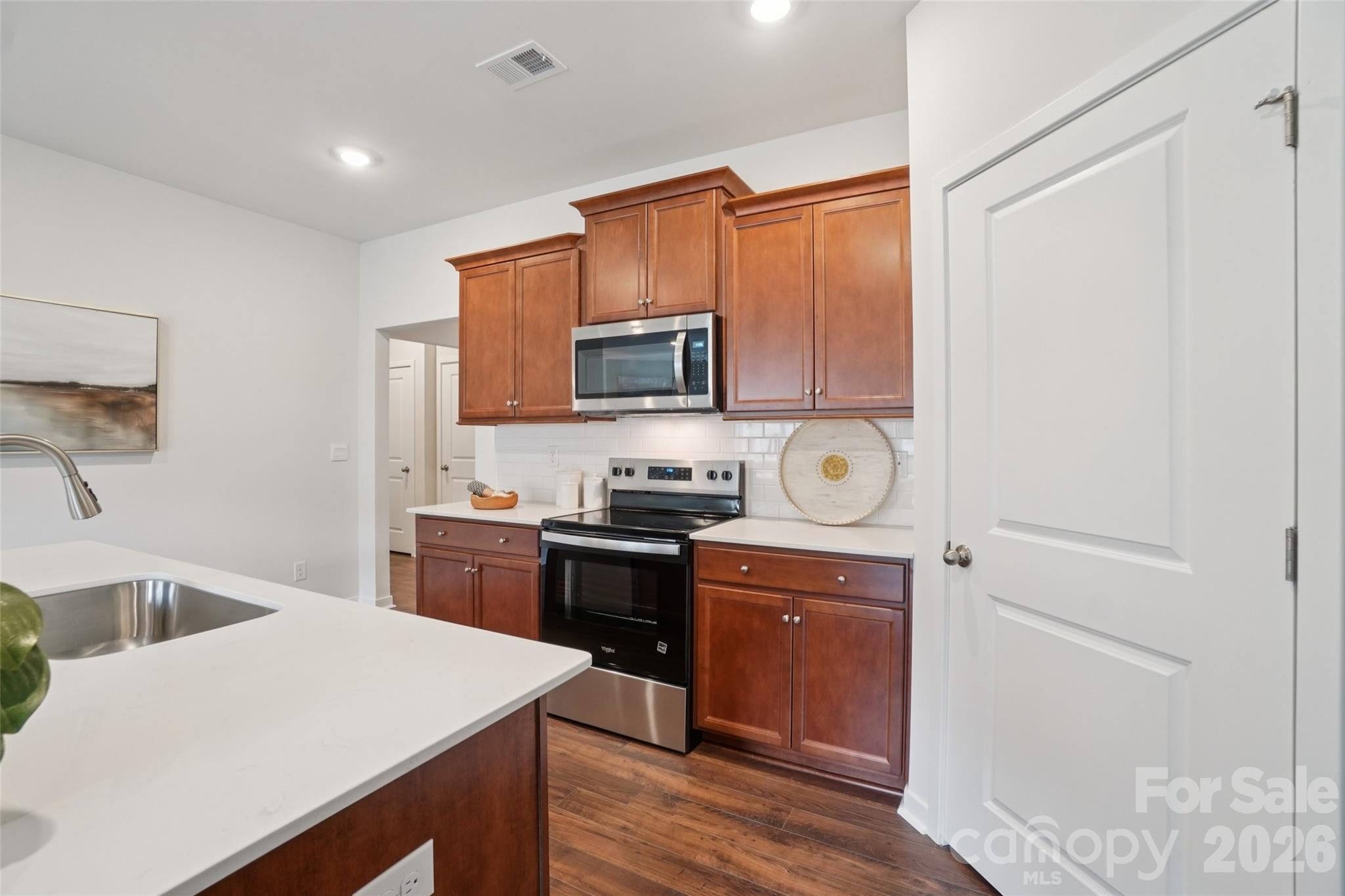 628 Country Oak Drive — Asheville
