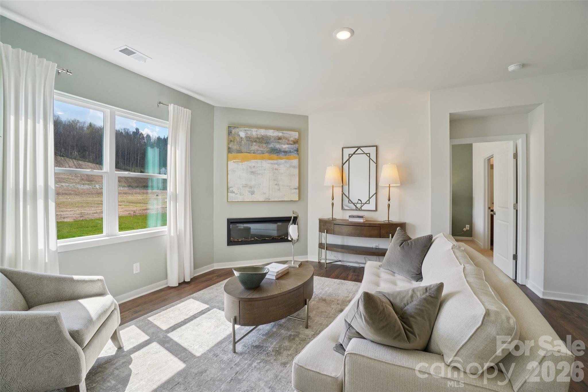 628 Country Oak Drive — Asheville