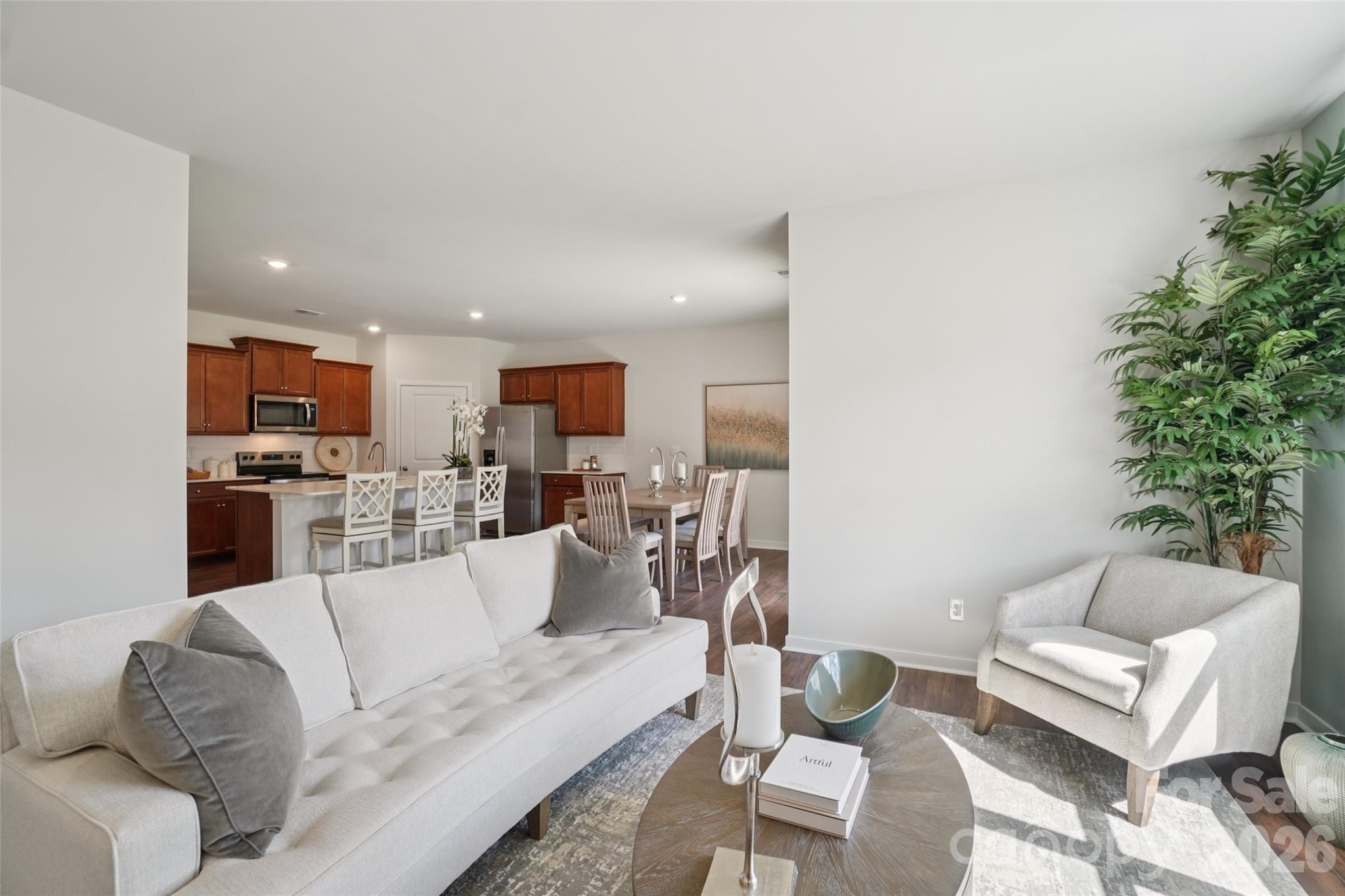 628 Country Oak Drive — Asheville