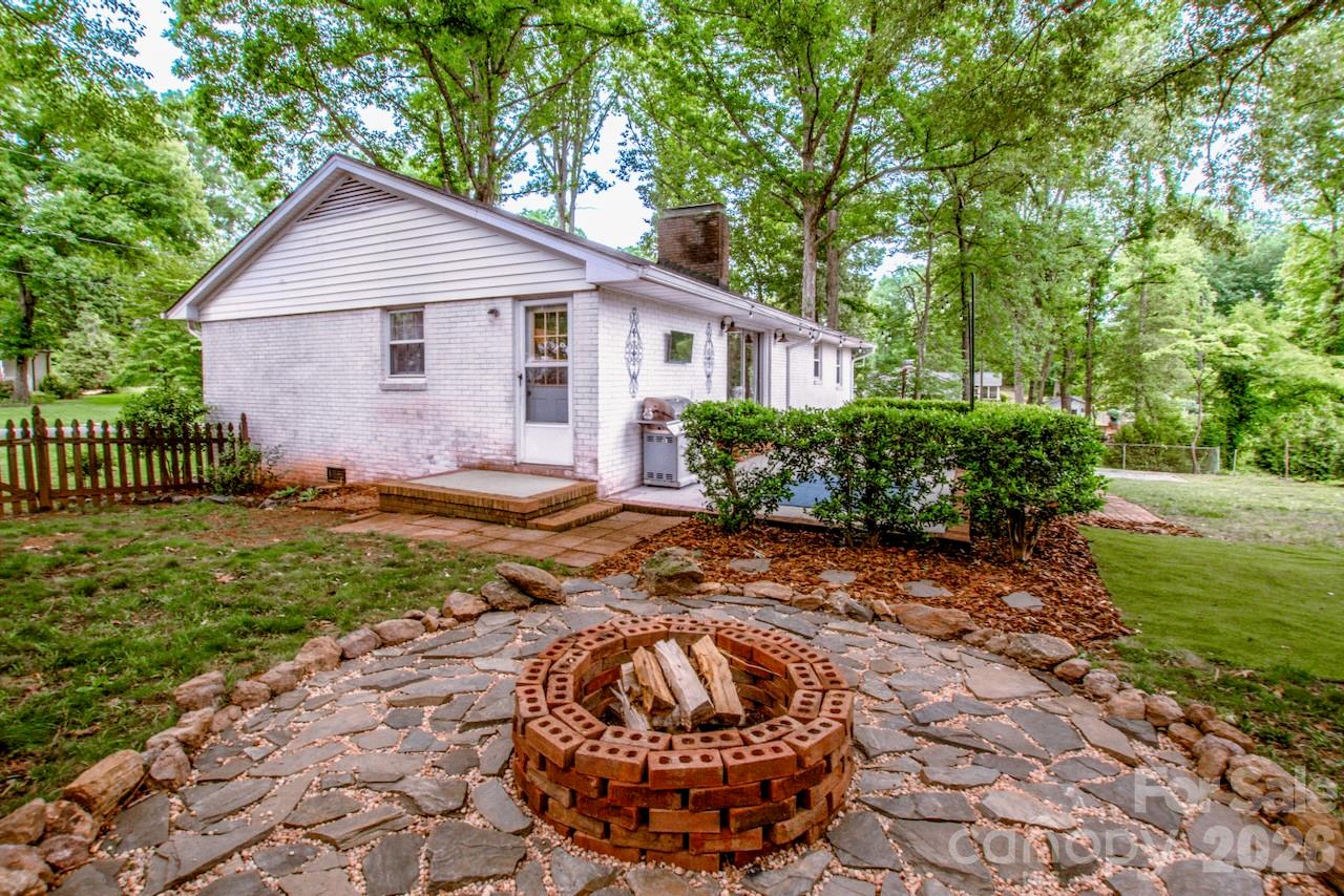 351 Eastwood Drive — Lincolnton