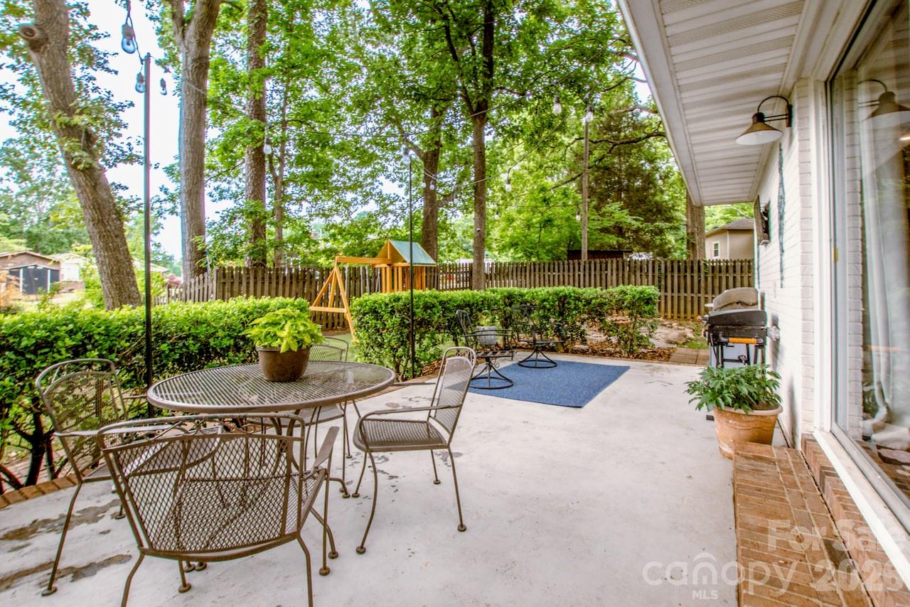 351 Eastwood Drive — Lincolnton