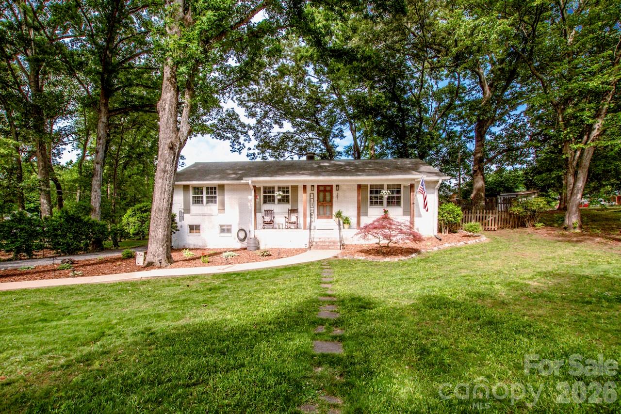 351 Eastwood Drive — Lincolnton