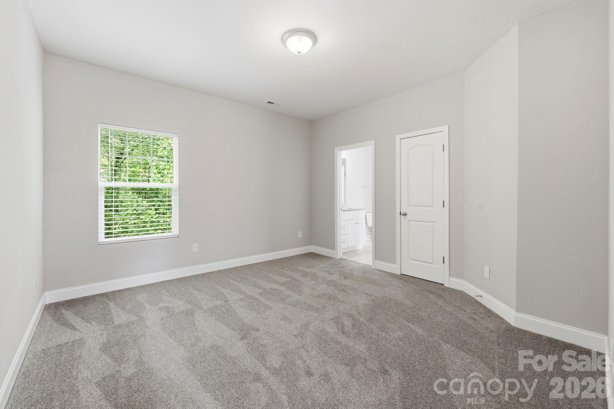 8207 Dumphries Drive — Huntersville