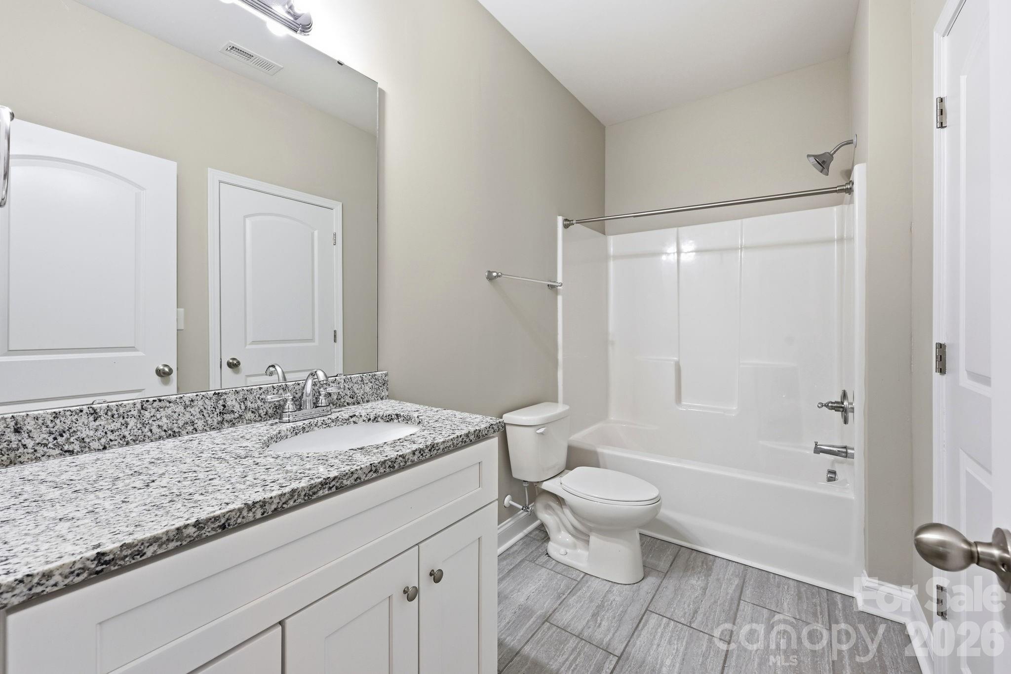 8207 Dumphries Drive — Huntersville