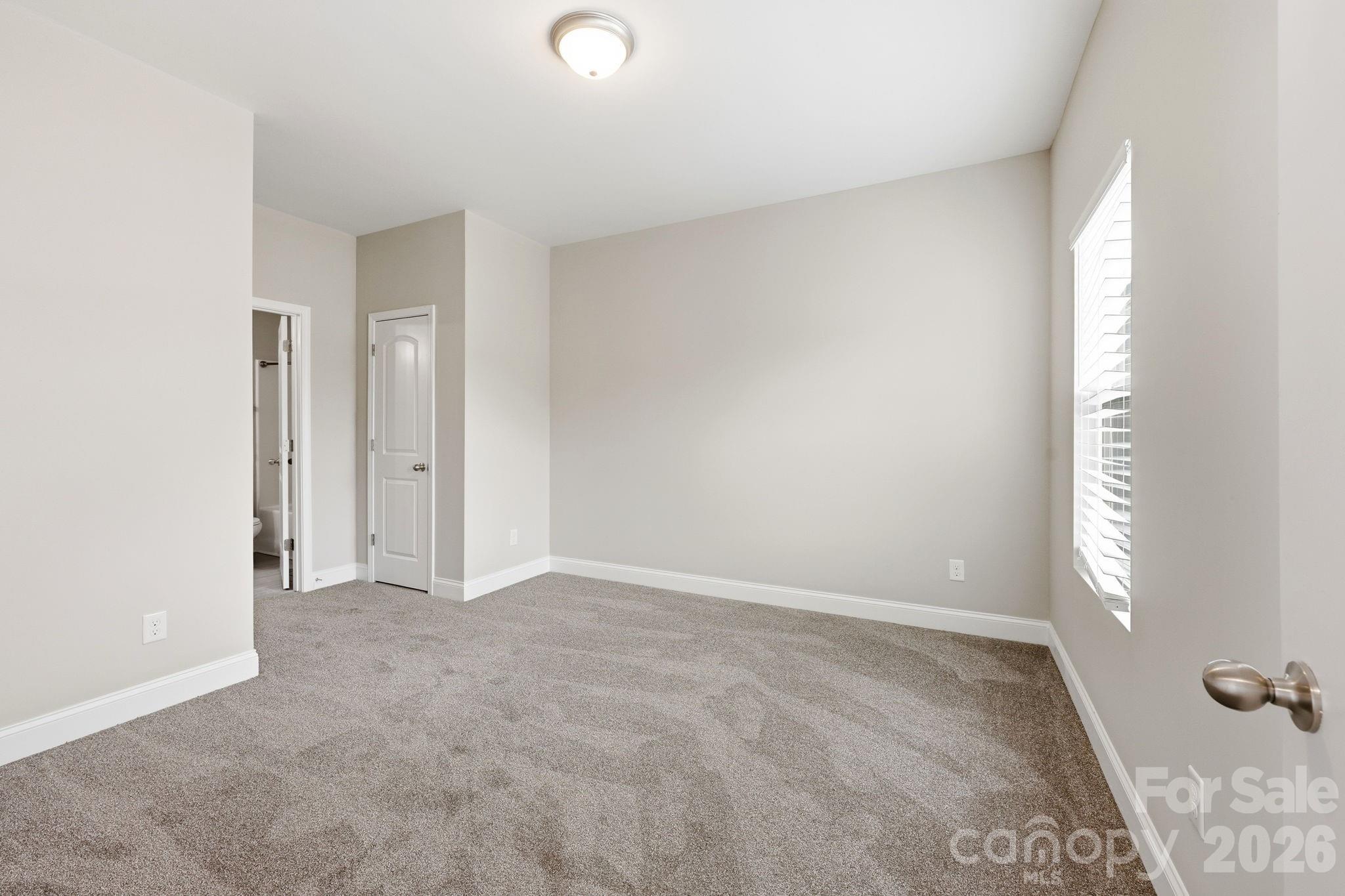 8207 Dumphries Drive — Huntersville