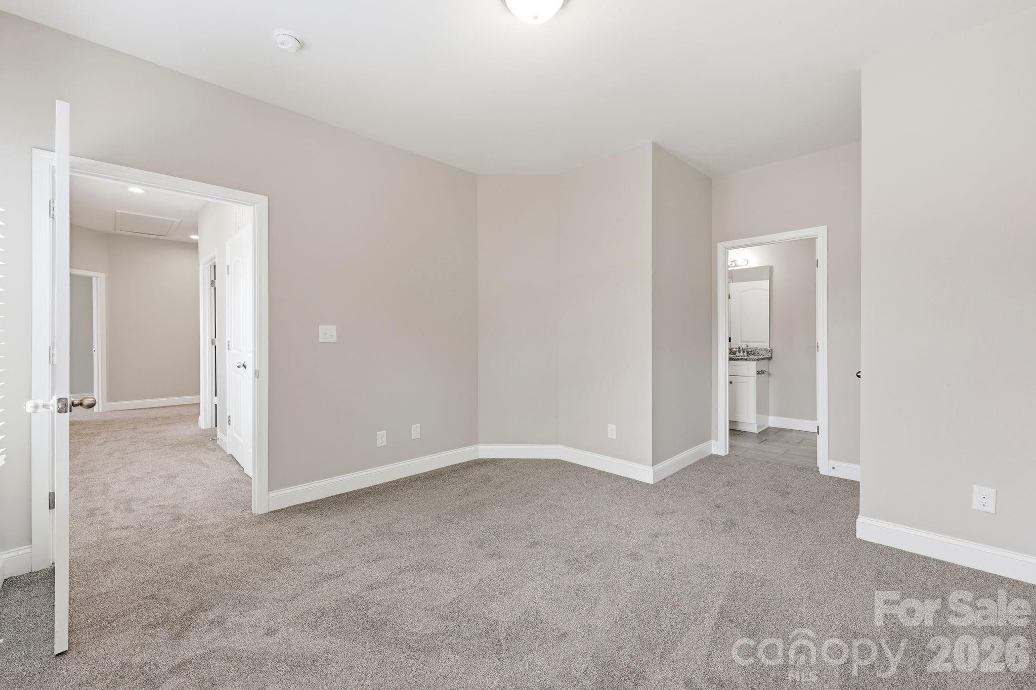 8207 Dumphries Drive — Huntersville