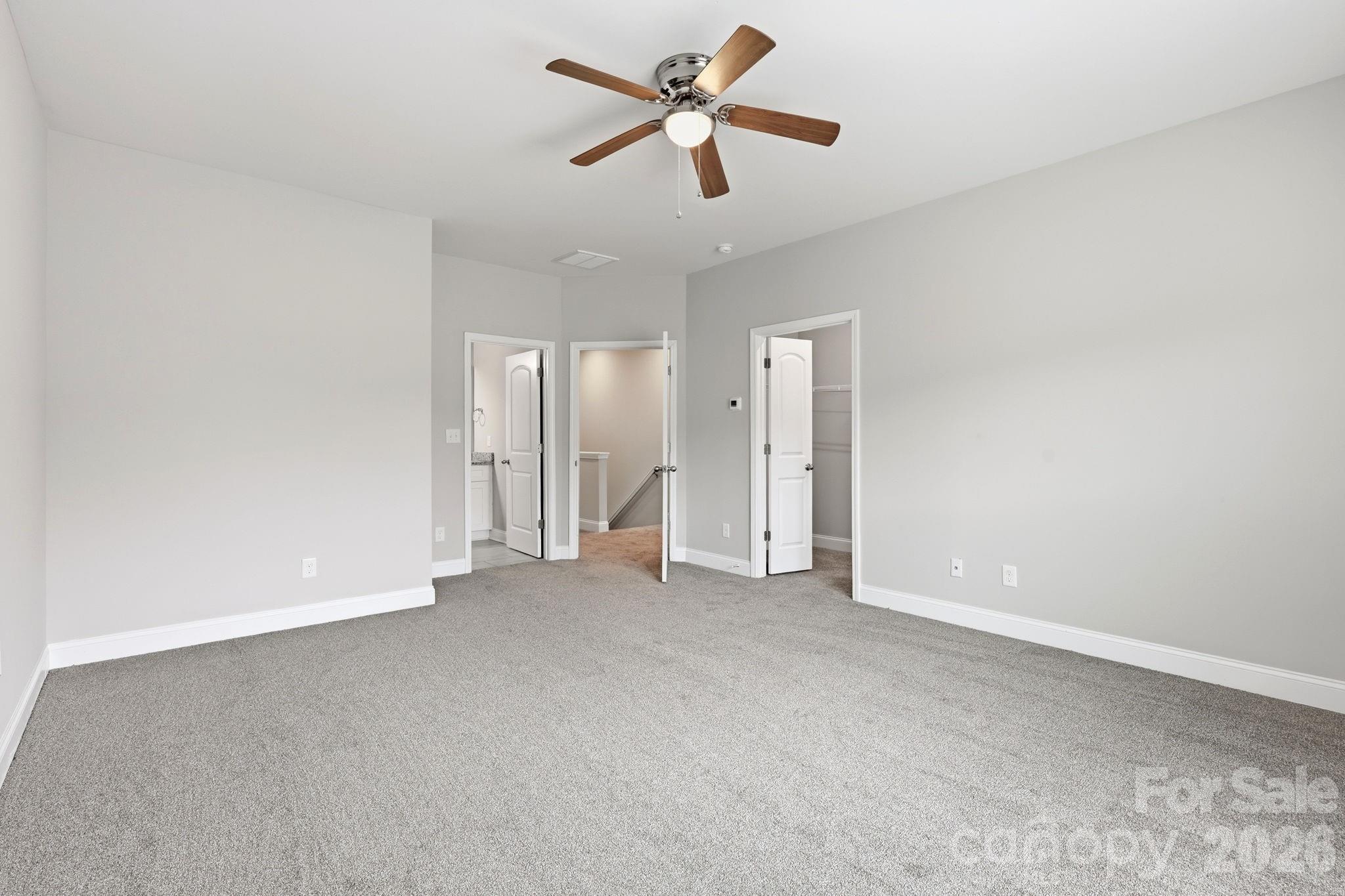 8207 Dumphries Drive — Huntersville