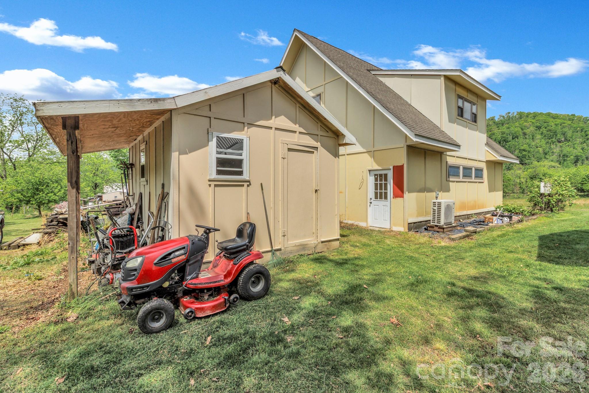 45 Sugar Cove Road — Weaverville