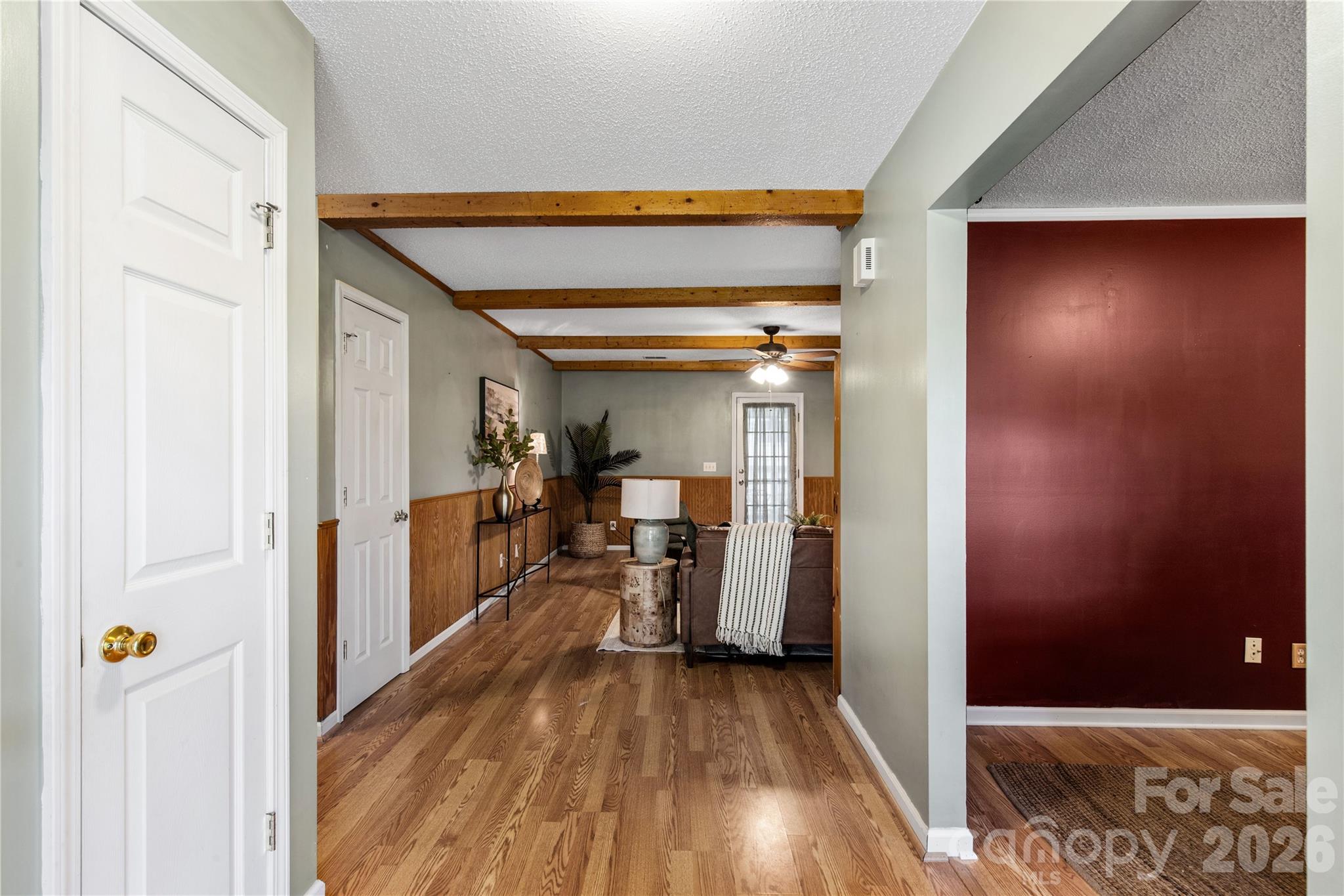 710 Dixie School Road — Lancaster