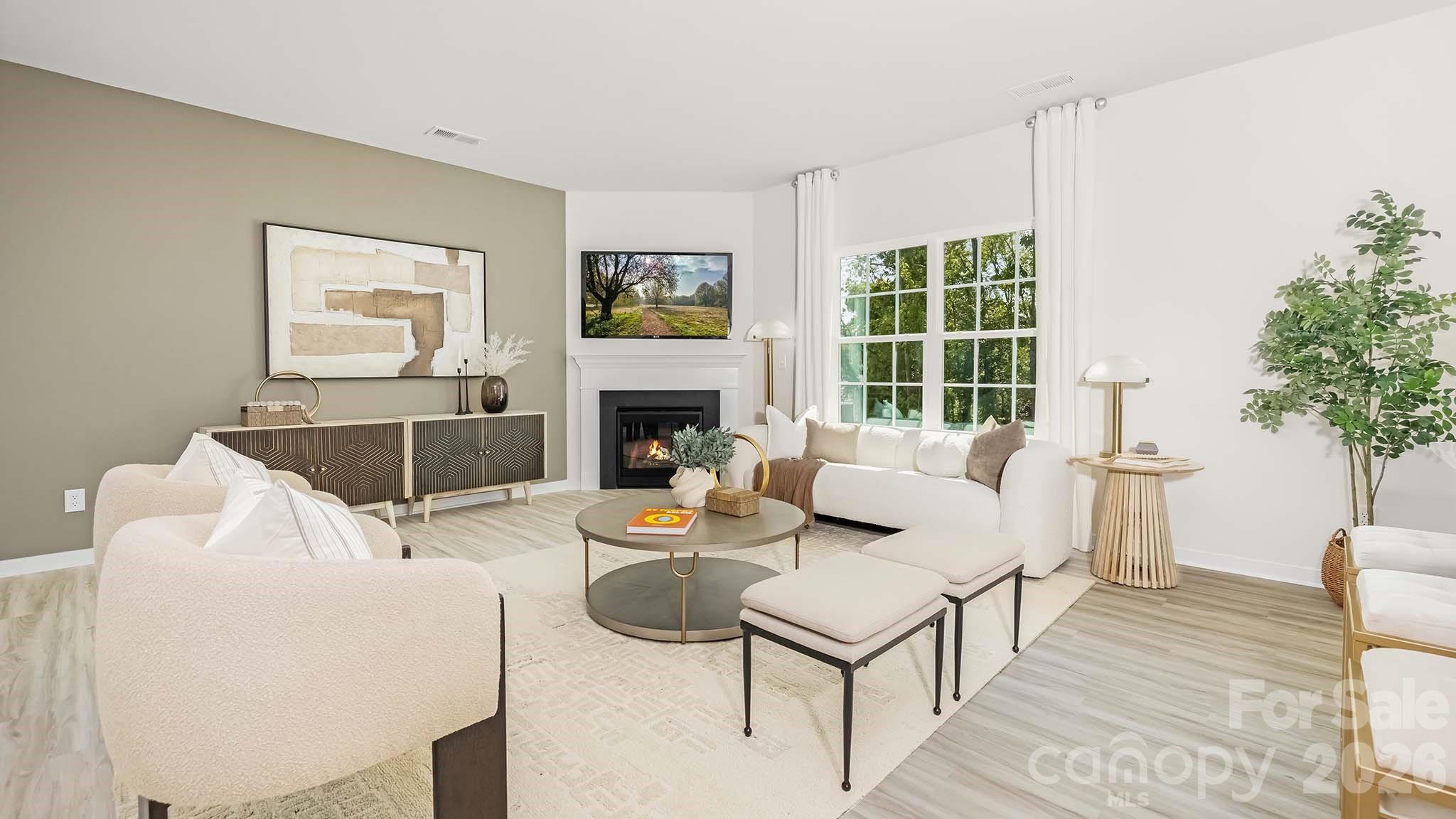 623 Country Oak Drive — Asheville
