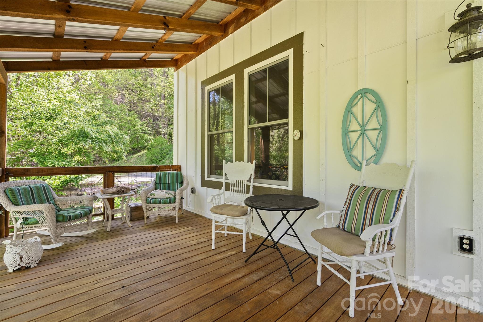 580 Split Pine Cove — Clyde