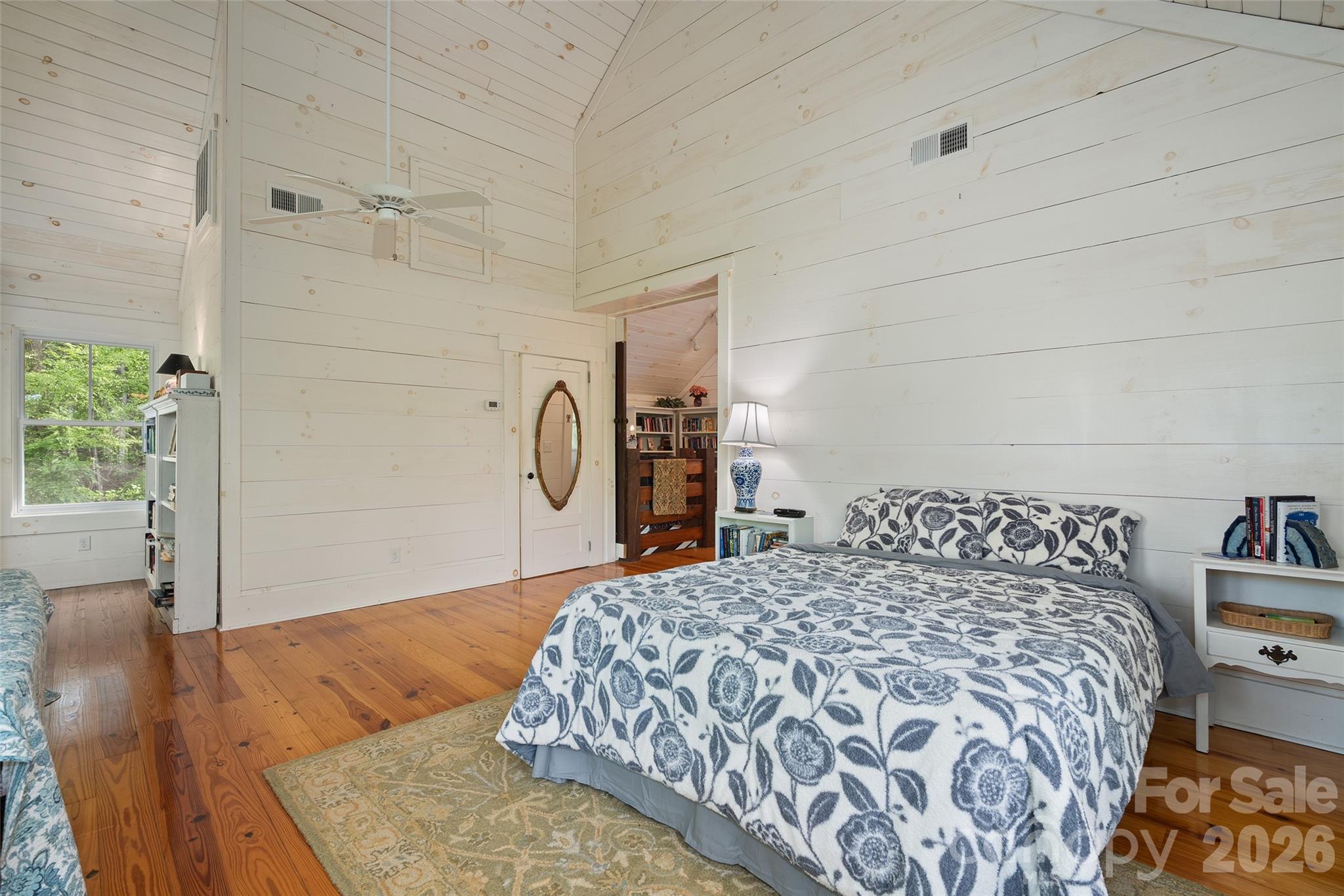580 Split Pine Cove — Clyde