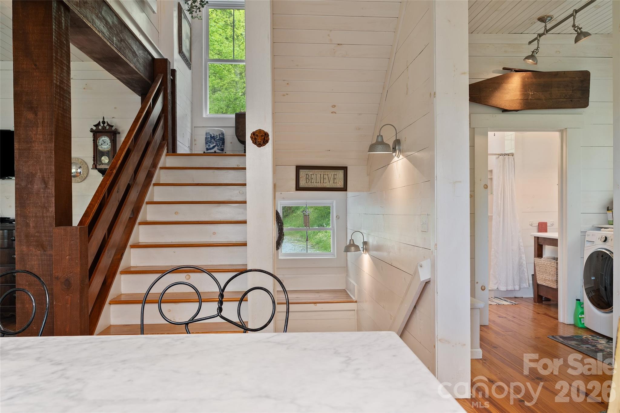 580 Split Pine Cove — Clyde