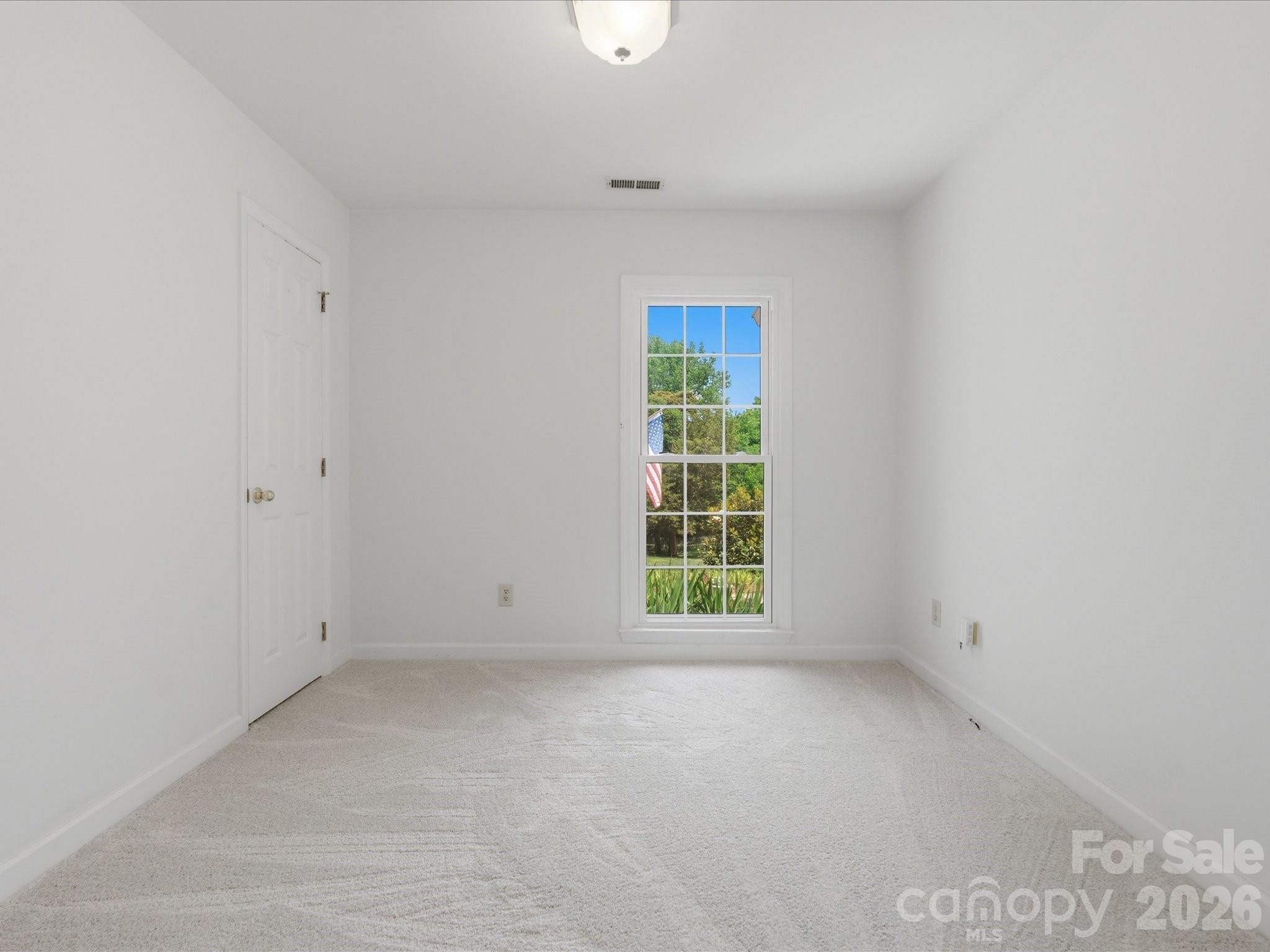 10314 Rougemont Lane — Charlotte