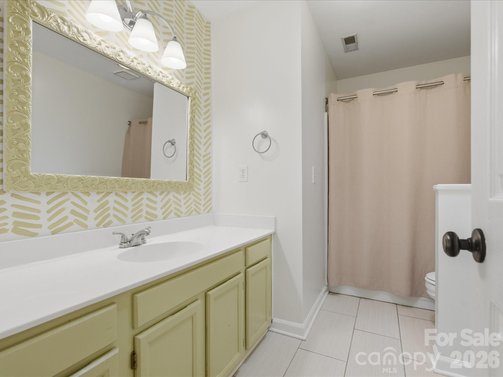10314 Rougemont Lane — Charlotte