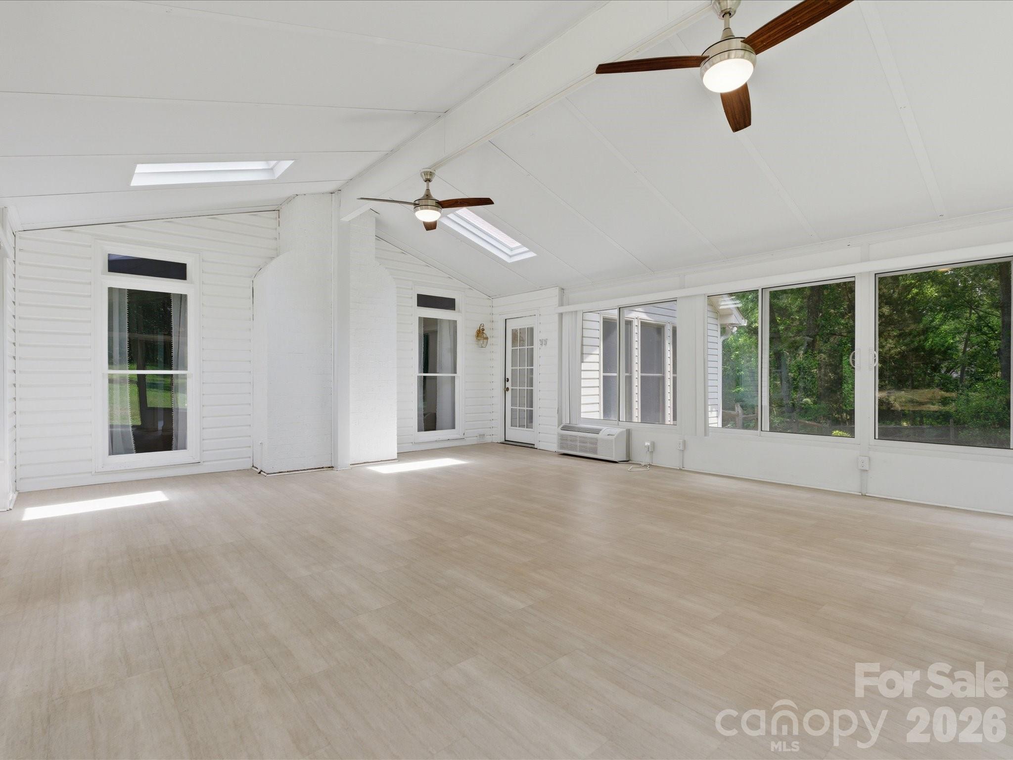 10314 Rougemont Lane — Charlotte