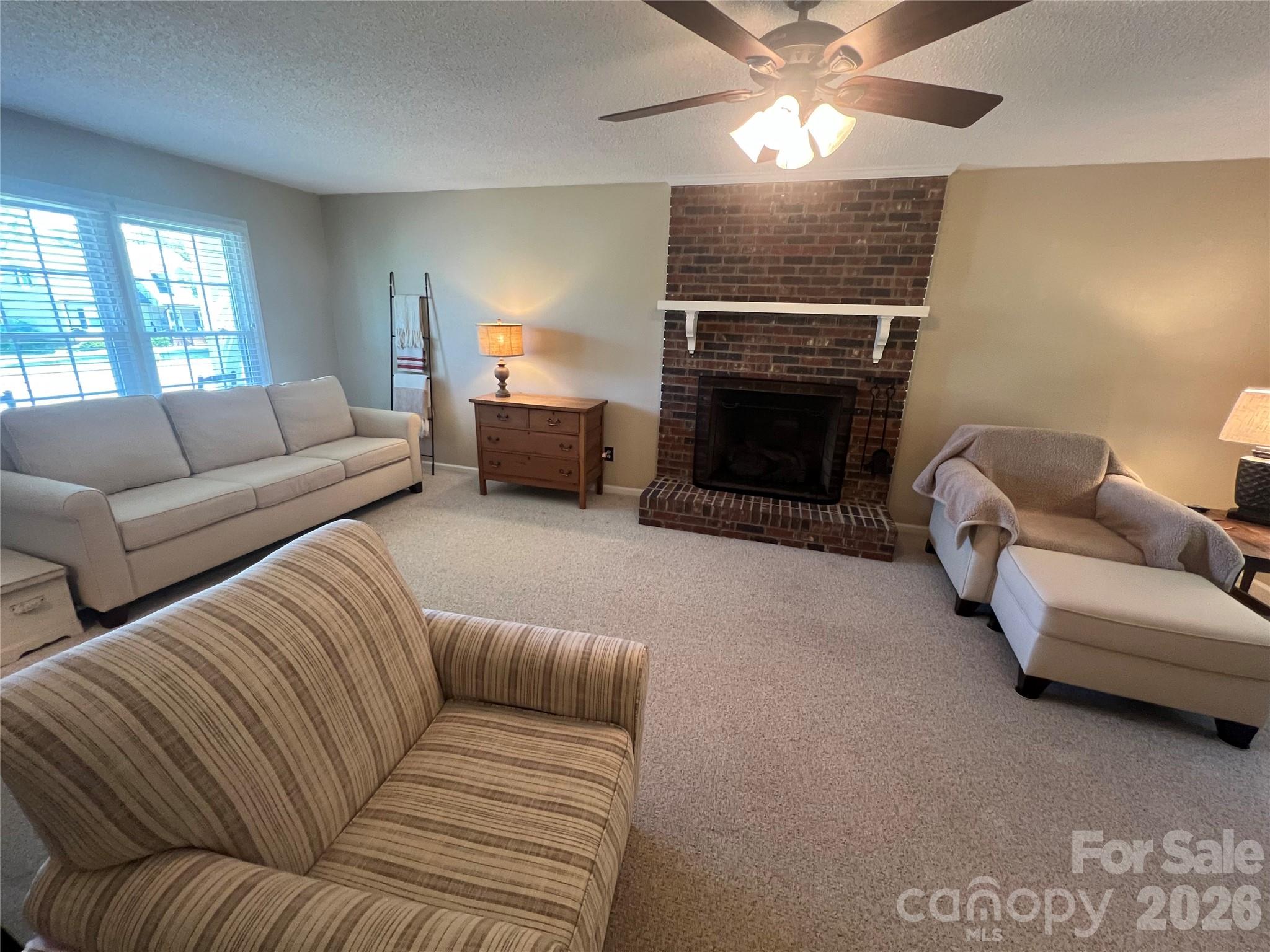 837 Deerfield Drive — Mount Holly