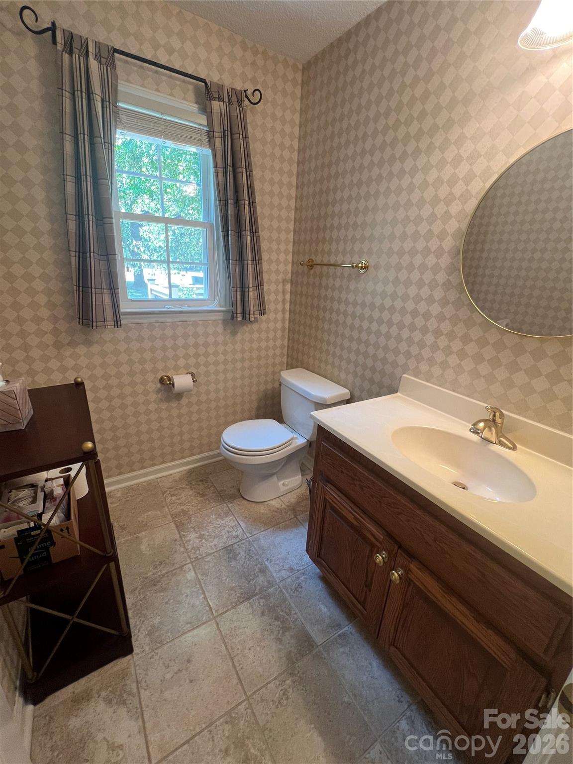 837 Deerfield Drive — Mount Holly