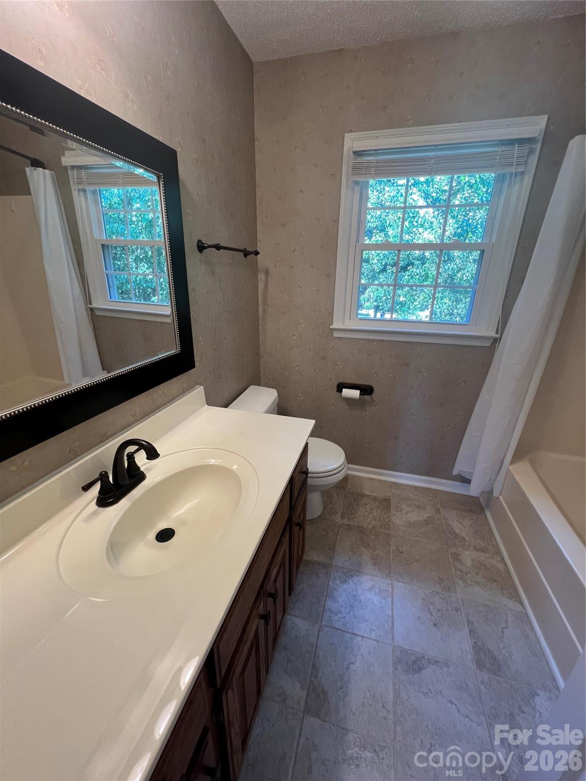 837 Deerfield Drive — Mount Holly