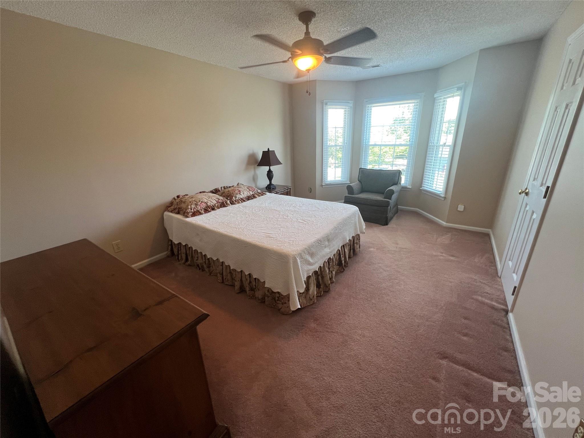 837 Deerfield Drive — Mount Holly