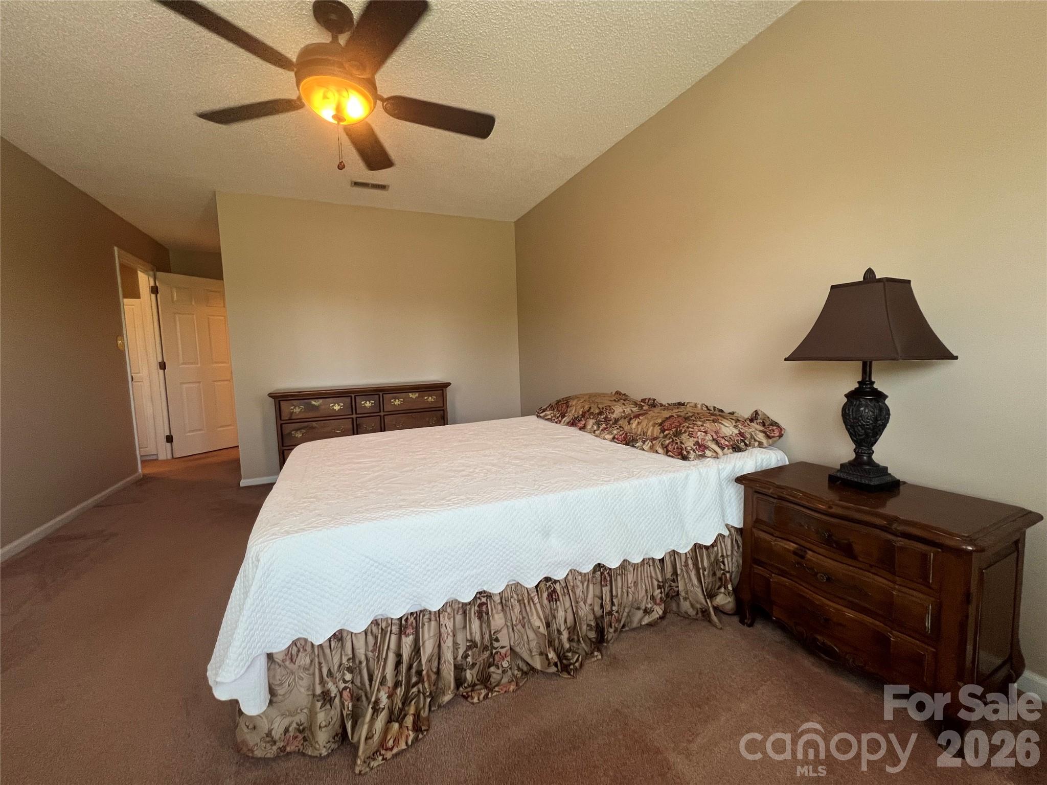 837 Deerfield Drive — Mount Holly