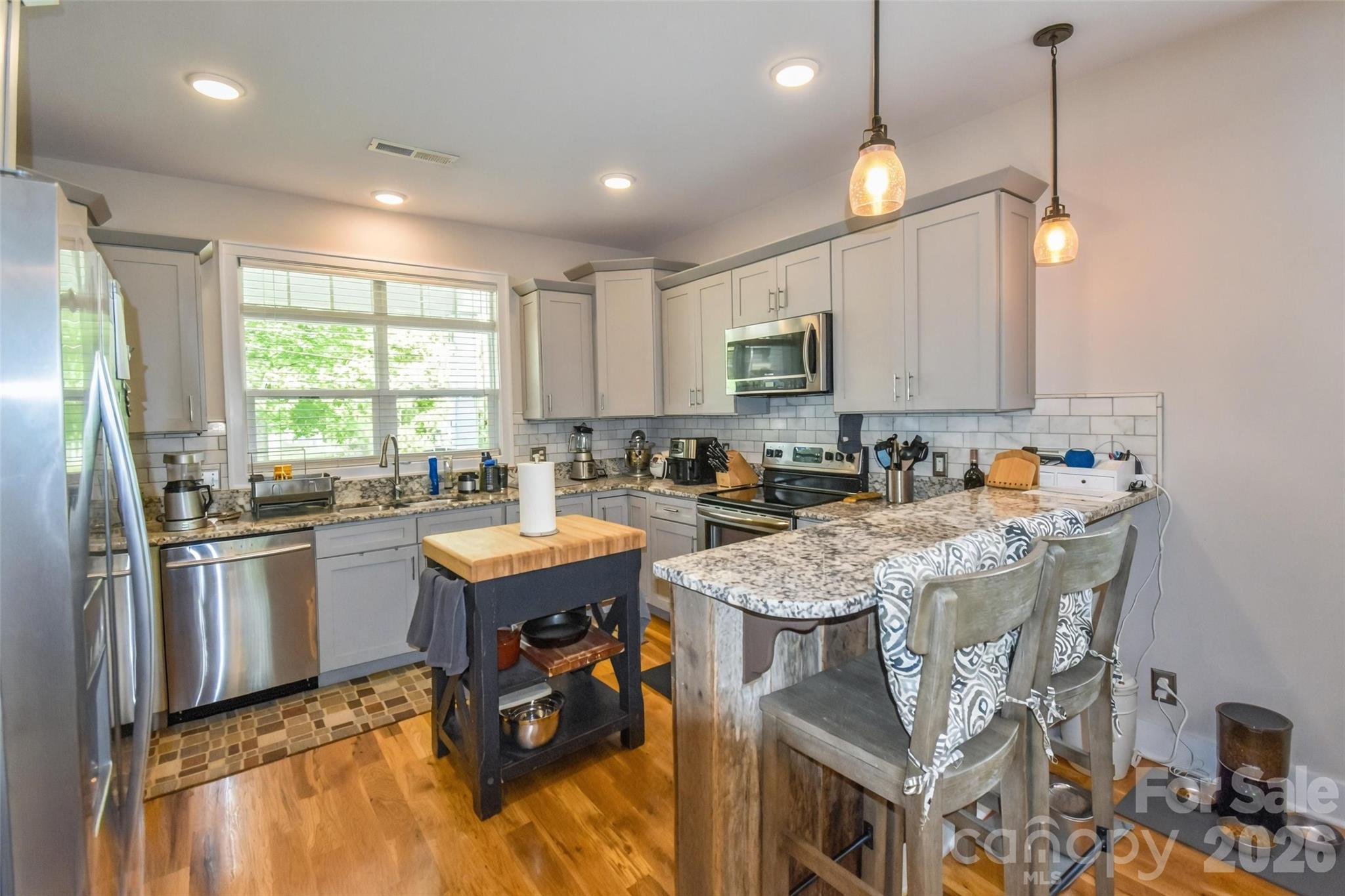 123 White Oak Road Extension — Arden