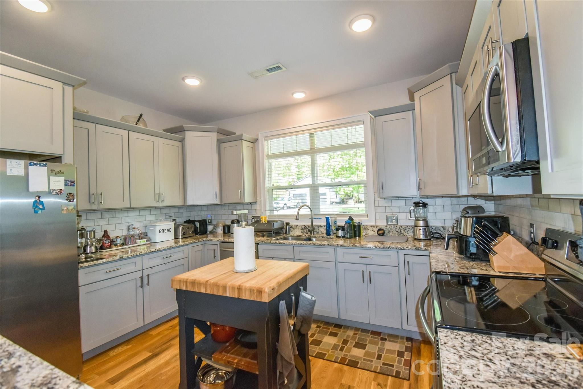 123 White Oak Road Extension — Arden