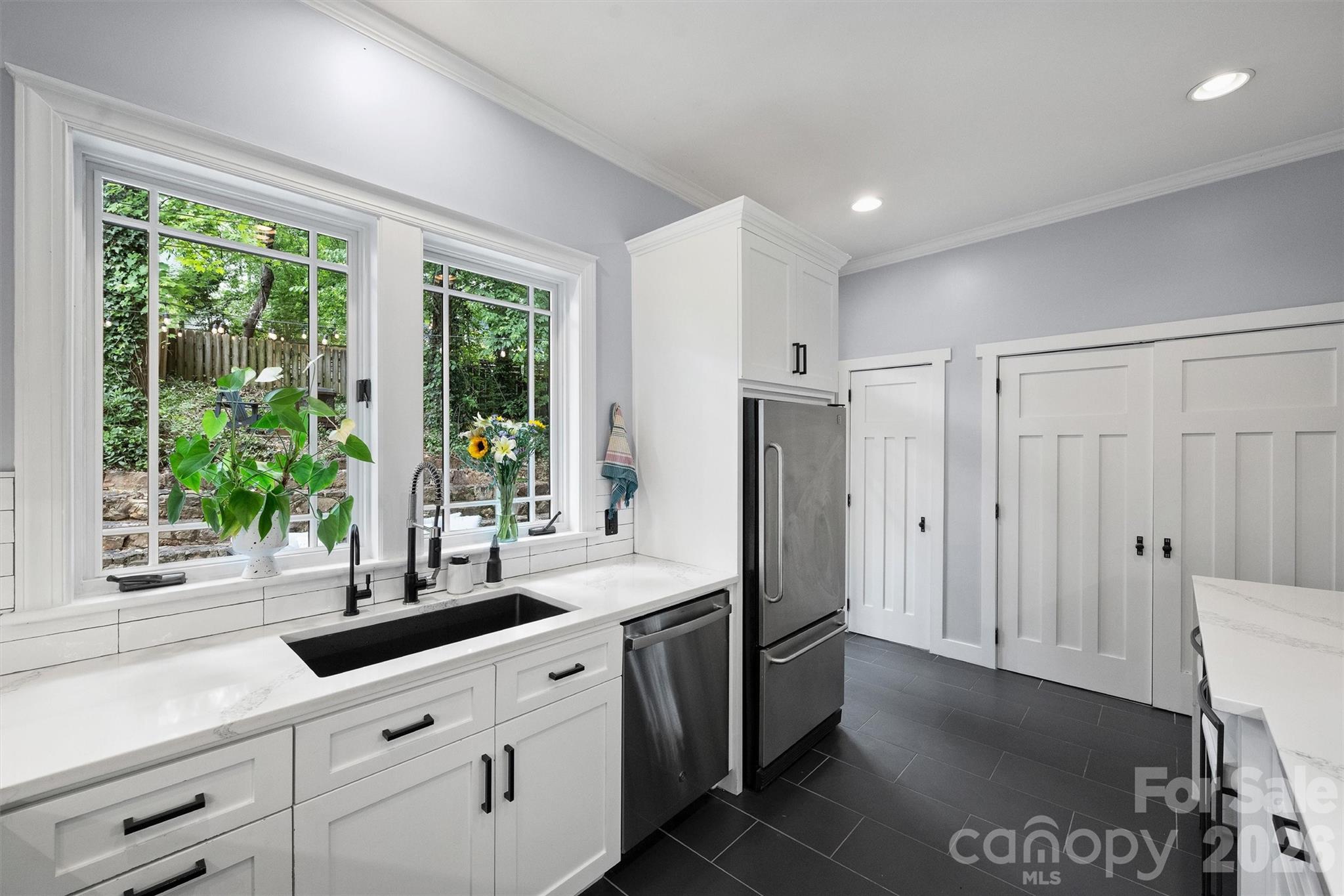1601 Tippah Avenue — Charlotte