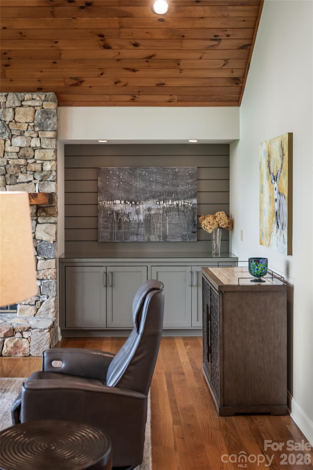 12 Spring Ridge Lane — Hendersonville