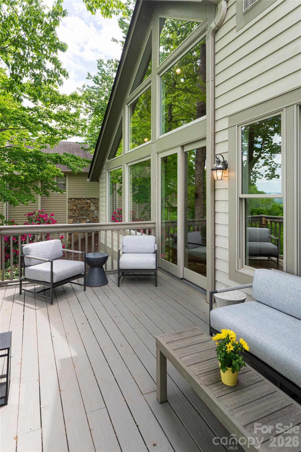 12 Spring Ridge Lane — Hendersonville
