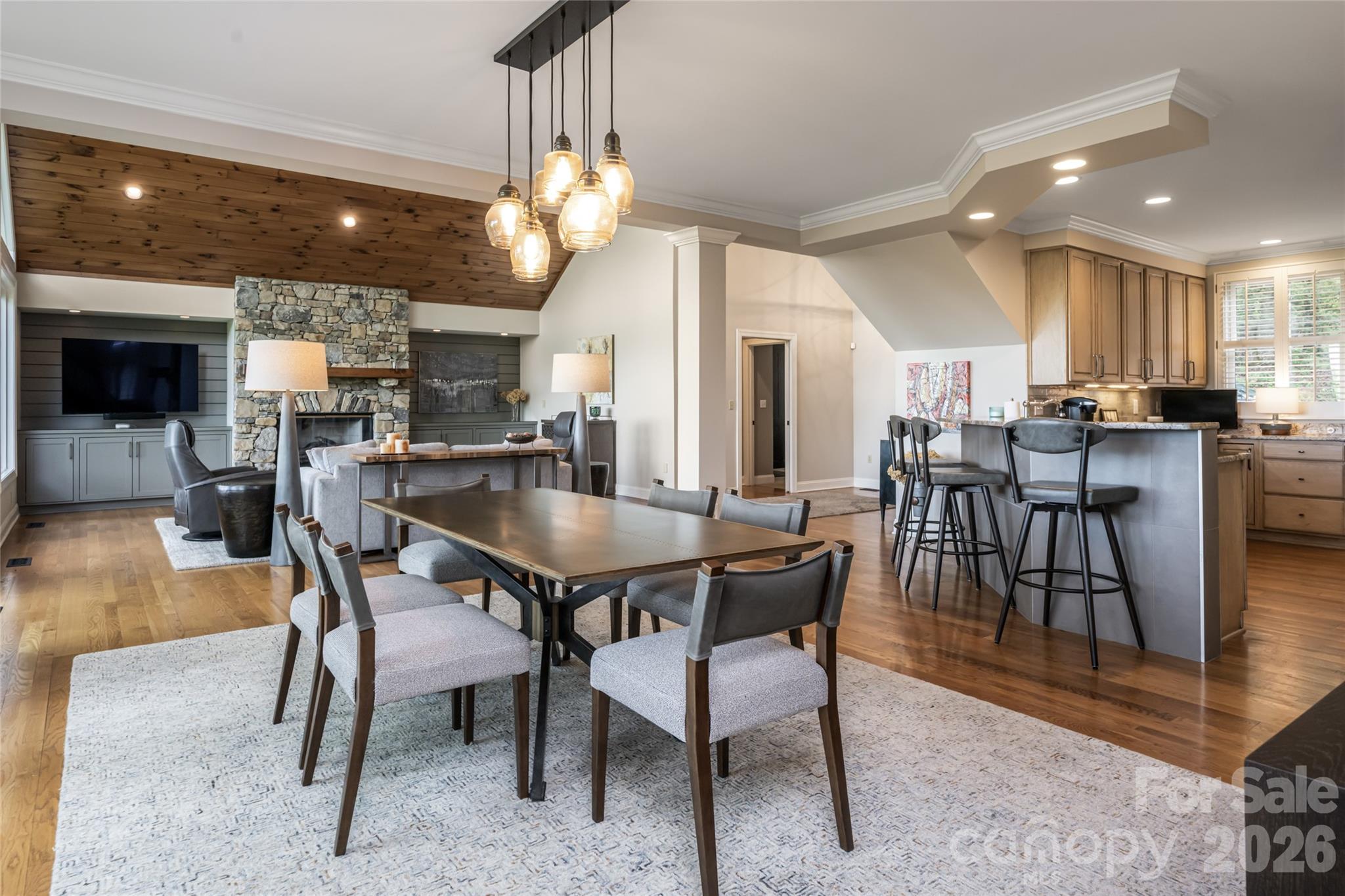 12 Spring Ridge Lane — Hendersonville