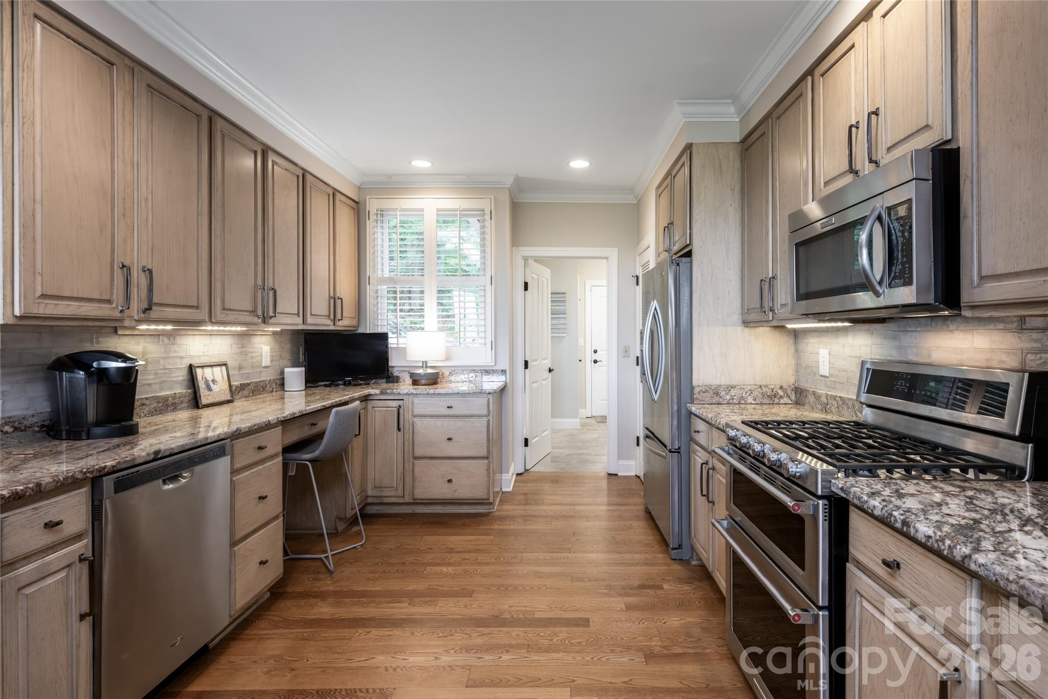 12 Spring Ridge Lane — Hendersonville