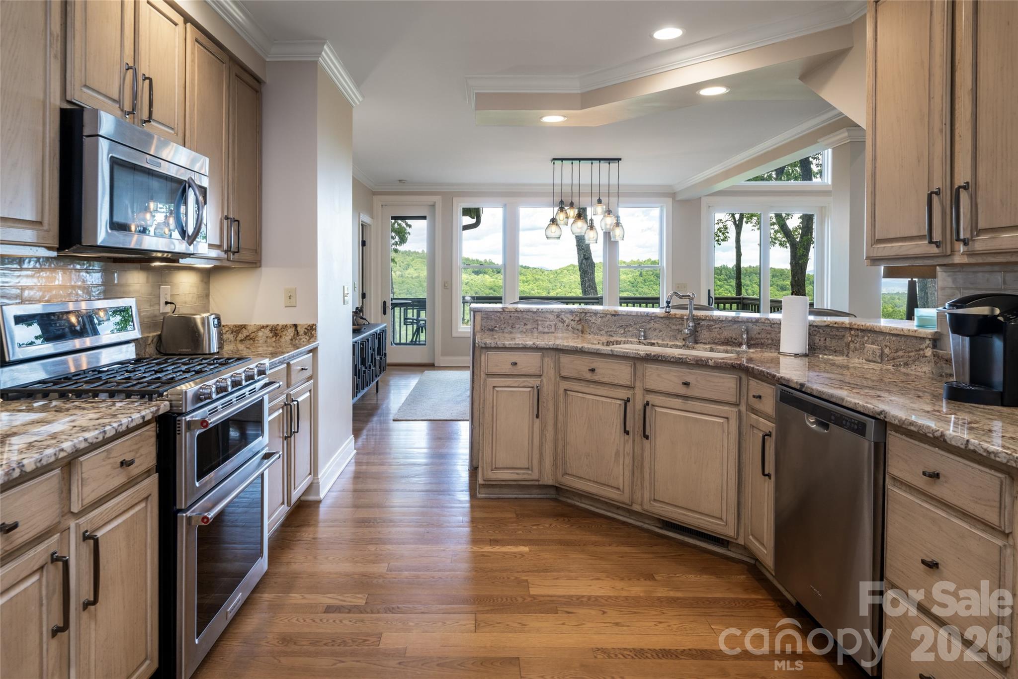 12 Spring Ridge Lane — Hendersonville