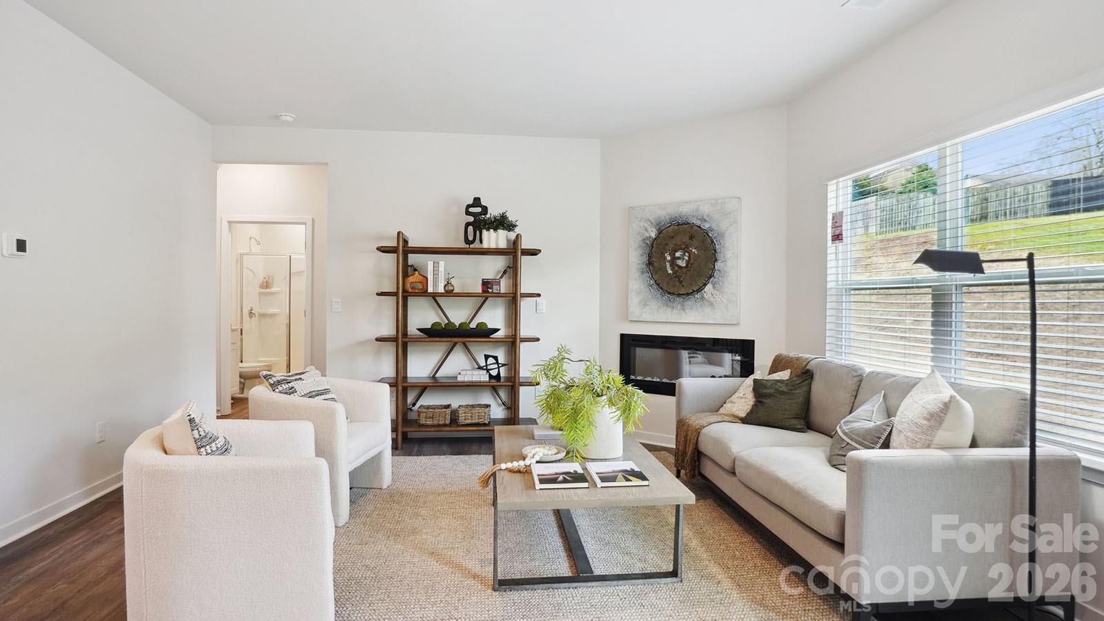 627 Country Oak Drive — Asheville
