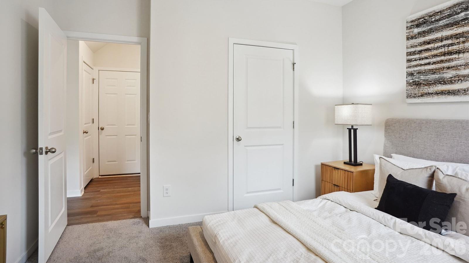 627 Country Oak Drive — Asheville