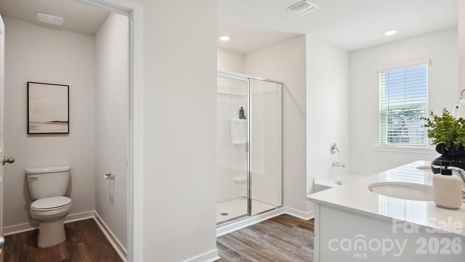 627 Country Oak Drive — Asheville