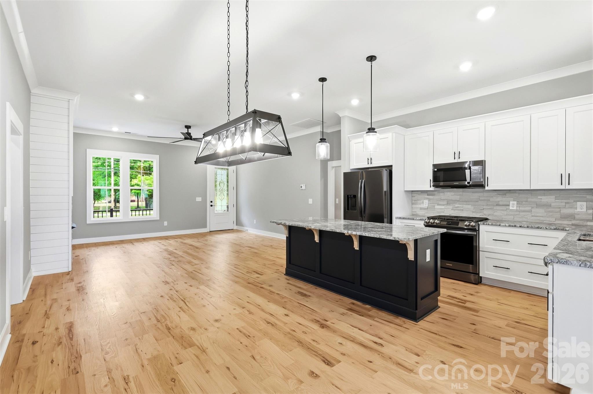 1860 Twin Lakes Road — Rock Hill