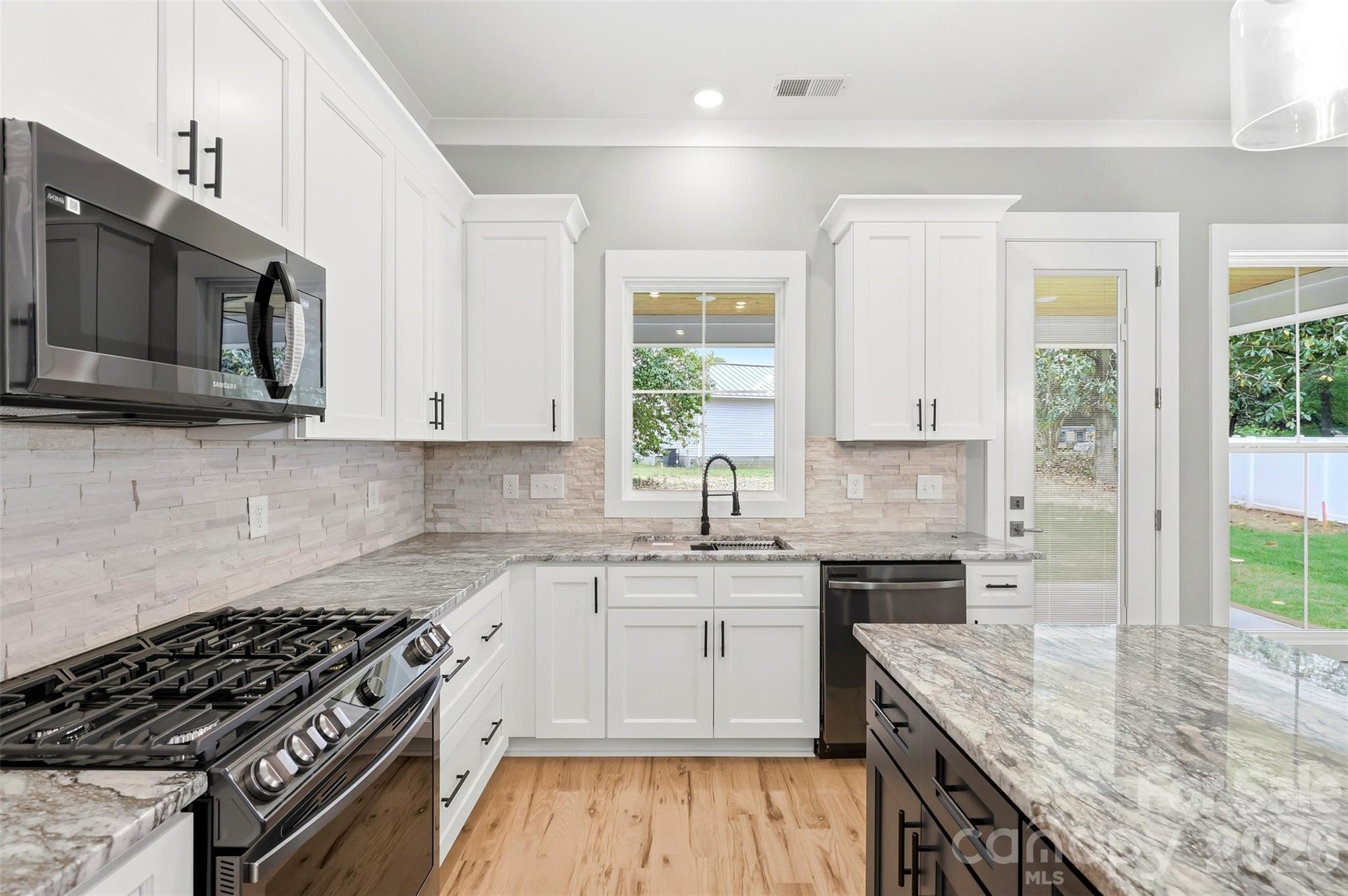 1860 Twin Lakes Road — Rock Hill
