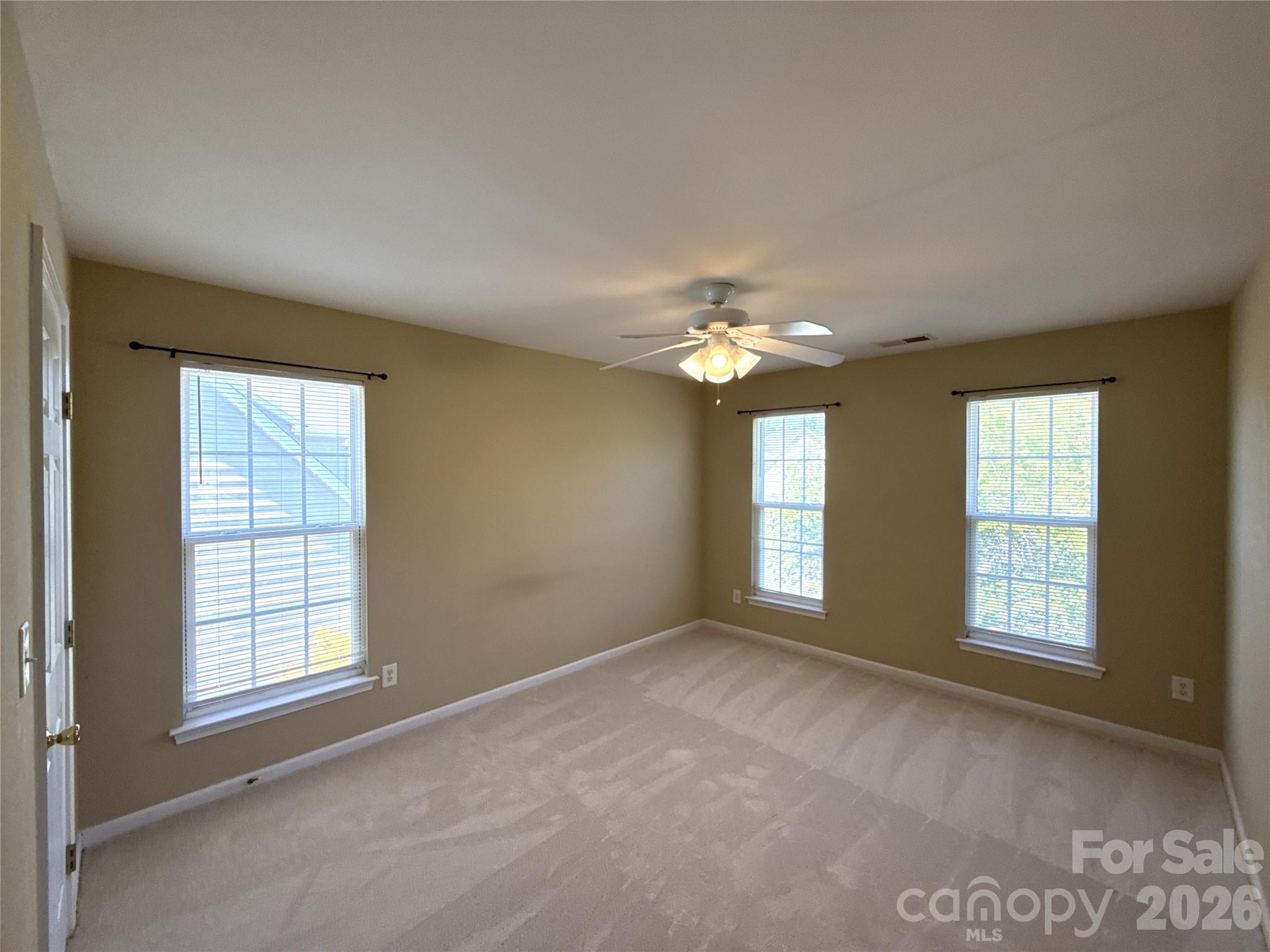 2140 Pineapple Court — Matthews