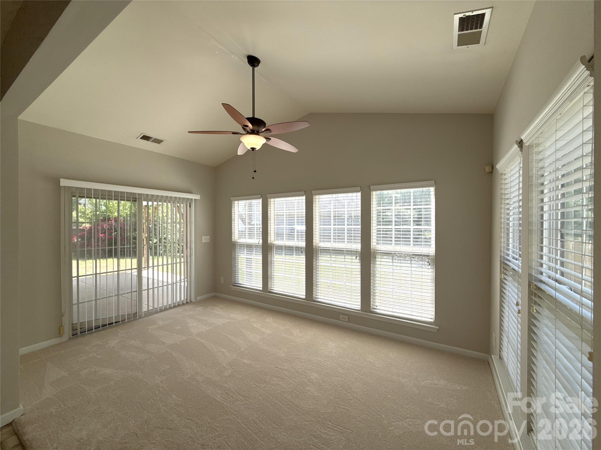 2140 Pineapple Court — Matthews