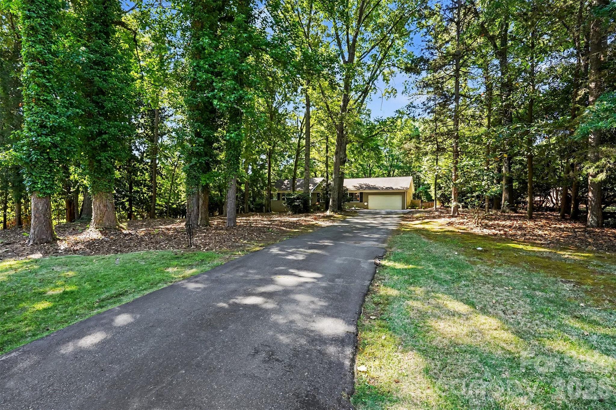 4400 Bellwood Lane — Charlotte