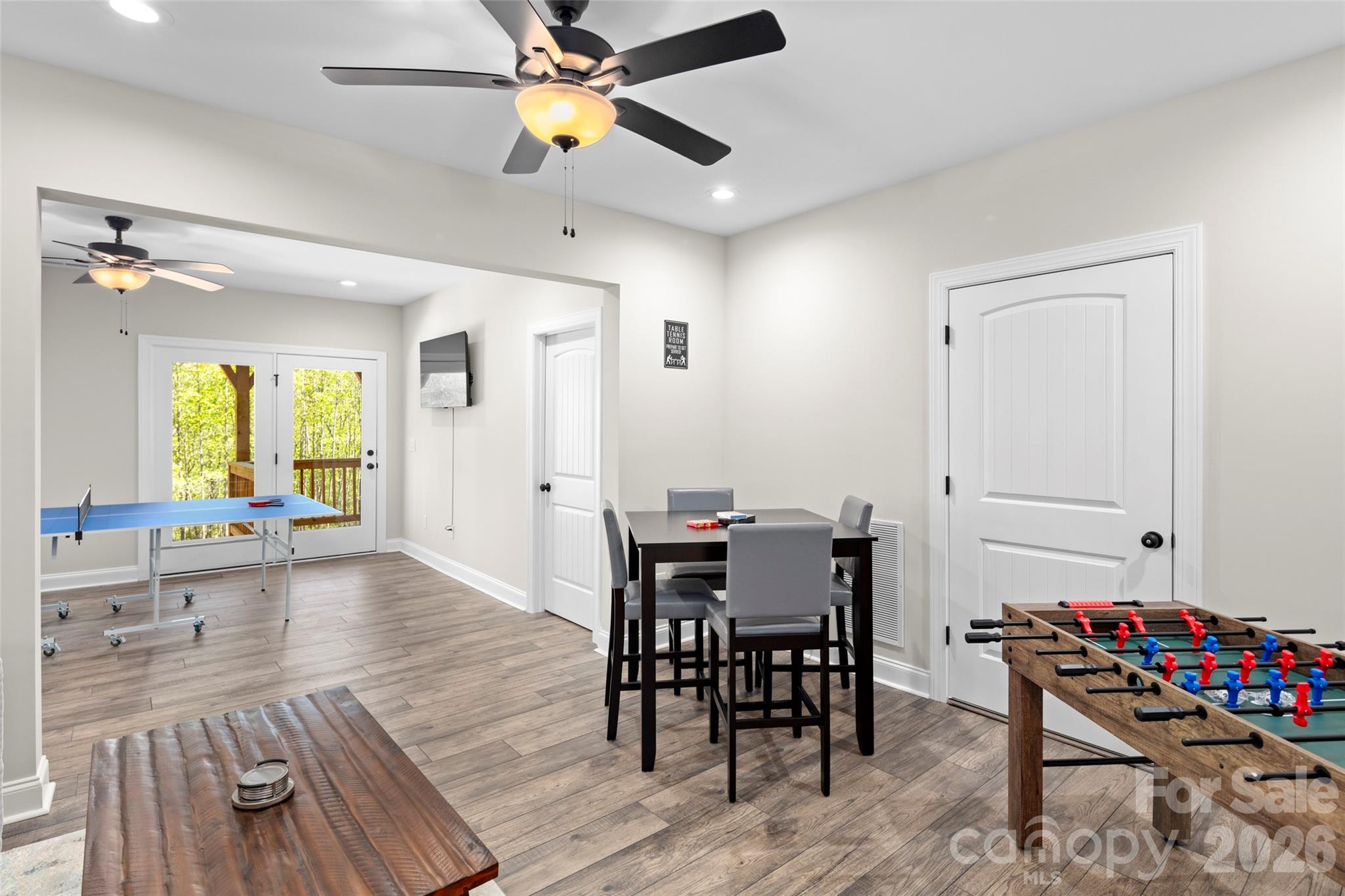 233 Arcadia Falls Way — Black Mountain