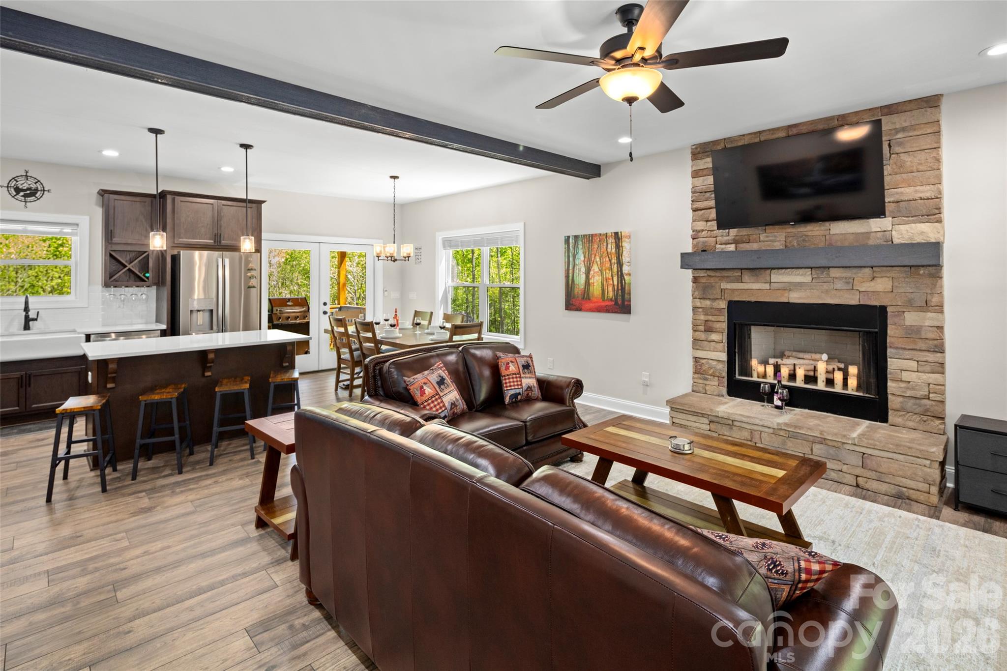 233 Arcadia Falls Way — Black Mountain