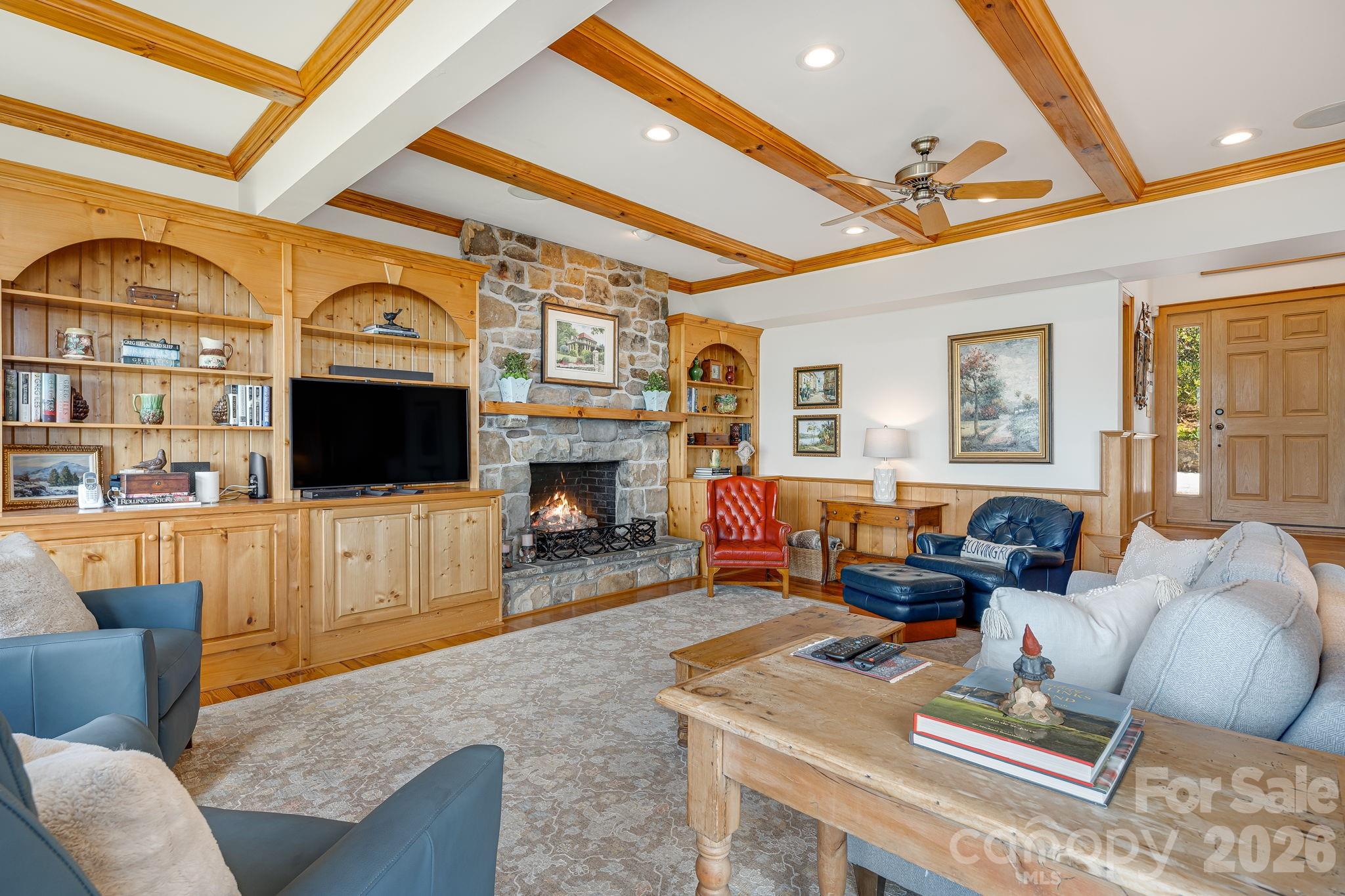206 Twin Springs Road — Blowing Rock