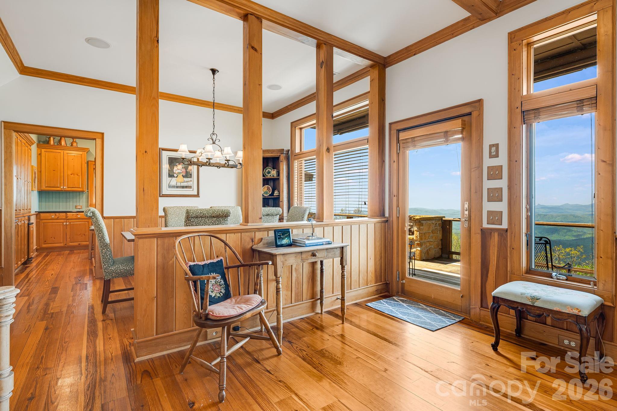 206 Twin Springs Road — Blowing Rock